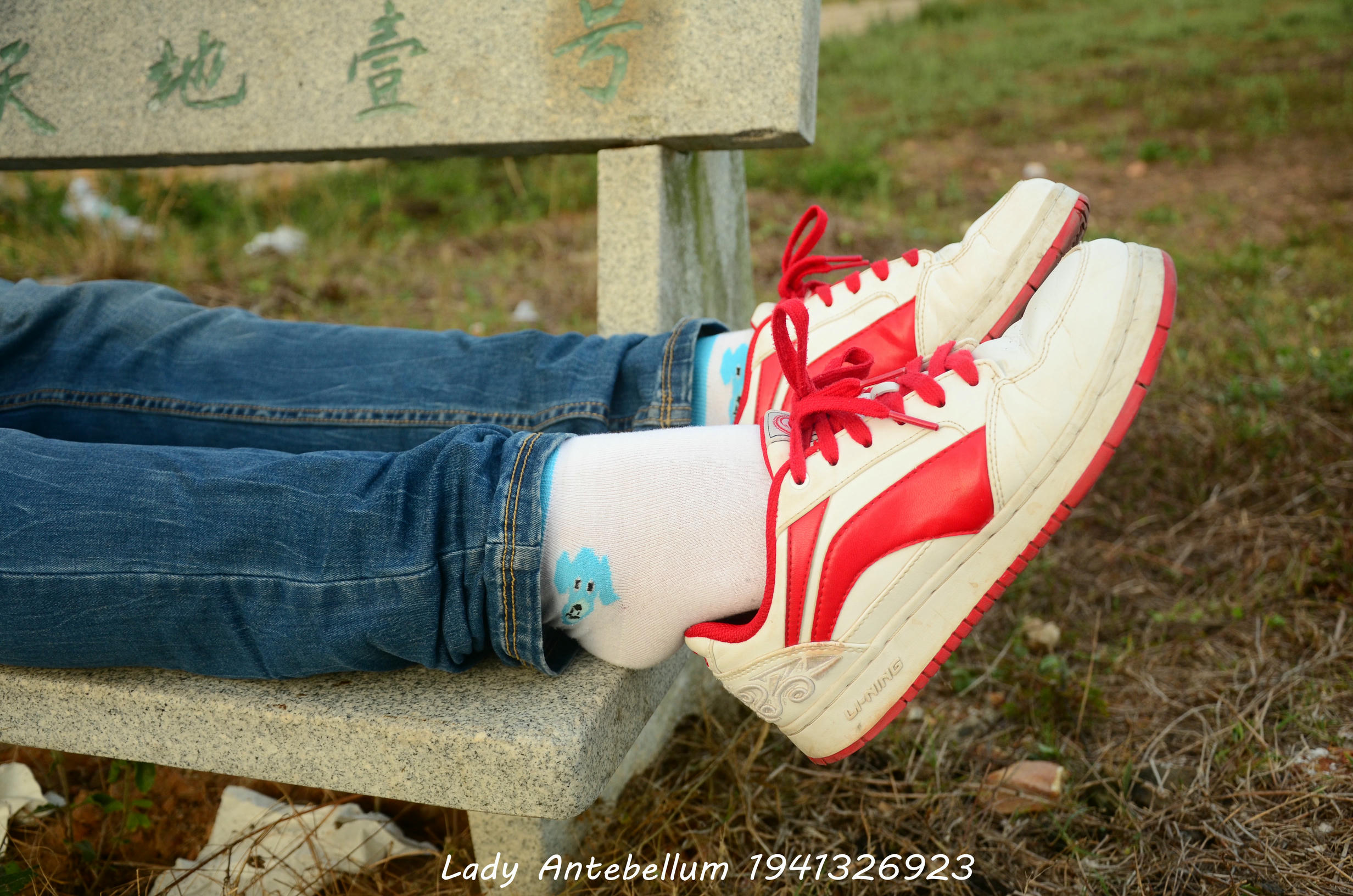 [战前女神] 恋足美腿棉袜女神级摄影套图 028 [74P-144MB]_第1集