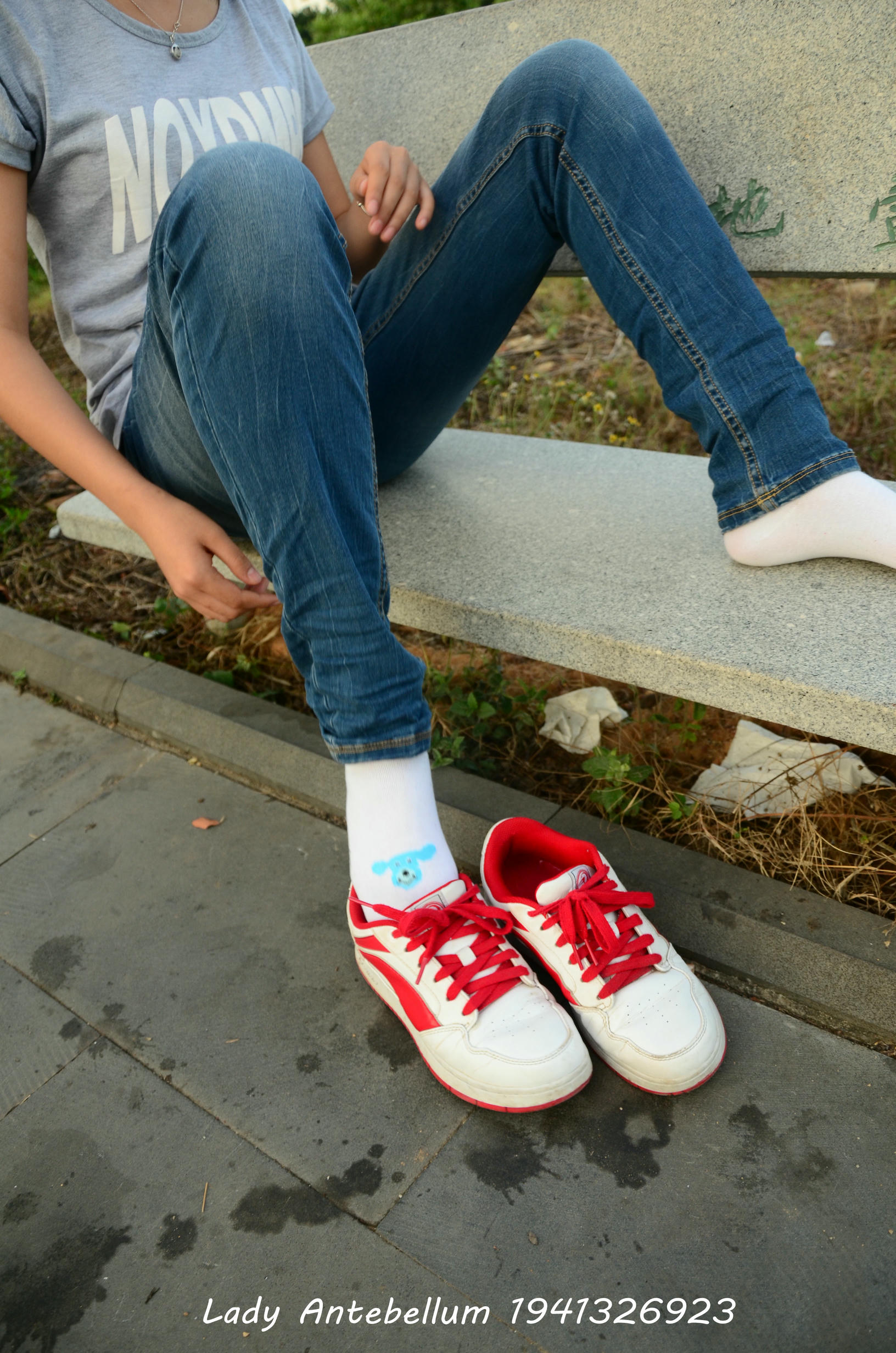 [战前女神] 恋足美腿棉袜女神级摄影套图 028 [74P-144MB]_第2集