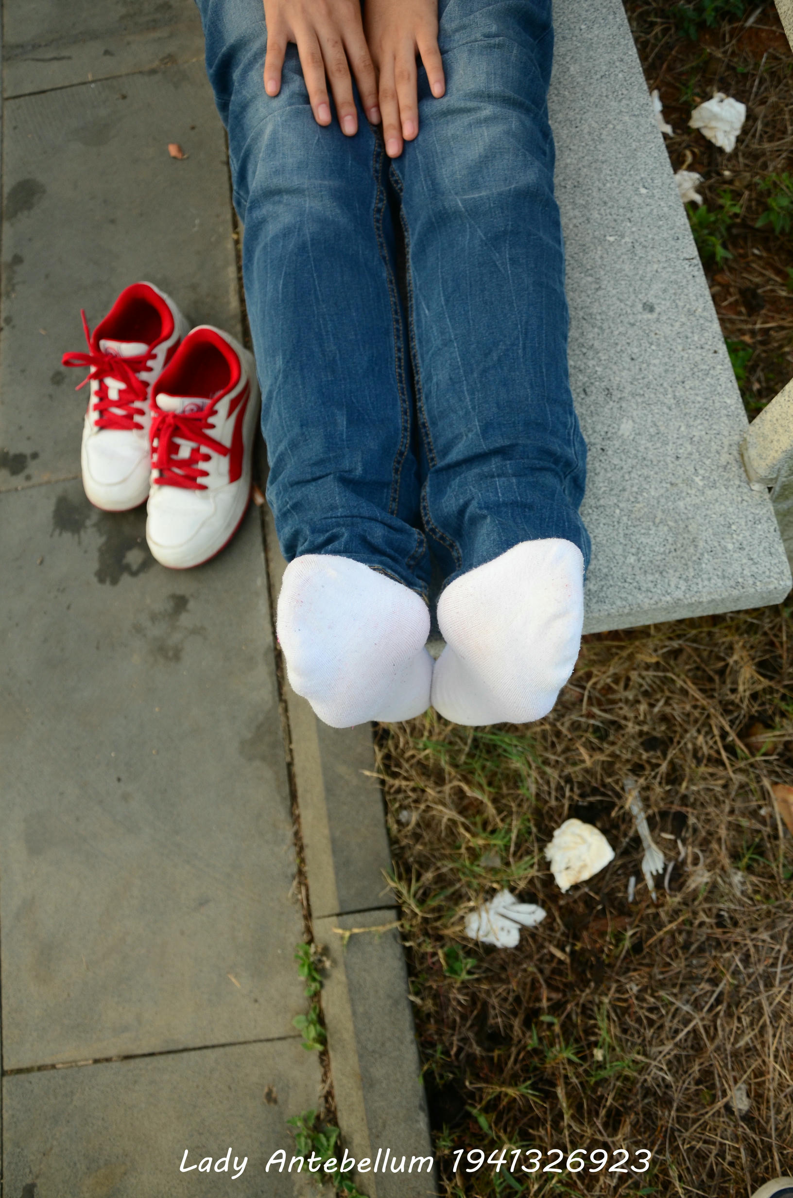 [战前女神] 恋足美腿棉袜女神级摄影套图 028 [74P-144MB]_第2集