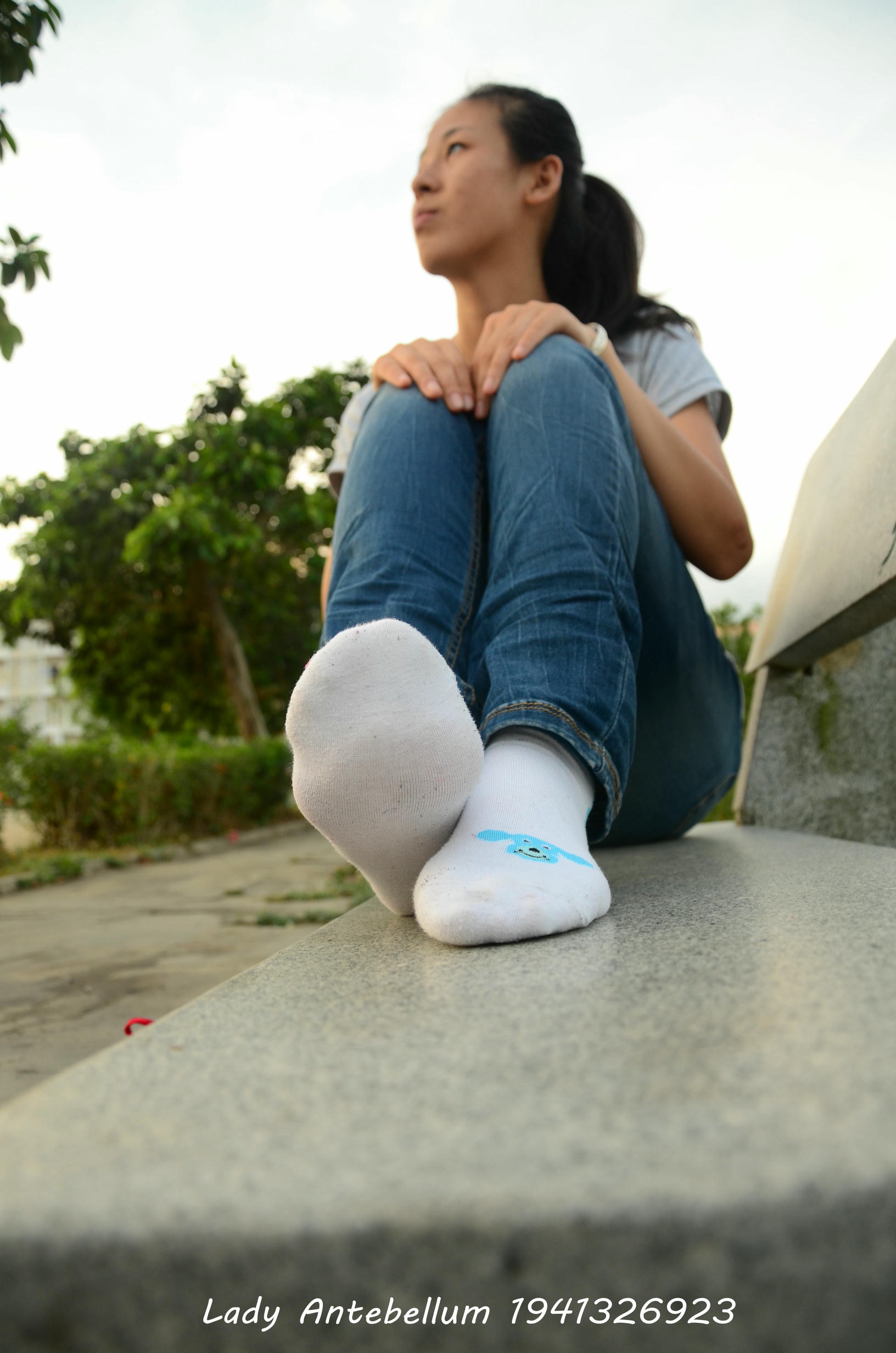 [战前女神] 恋足美腿棉袜女神级摄影套图 028 [74P-144MB]_第2集