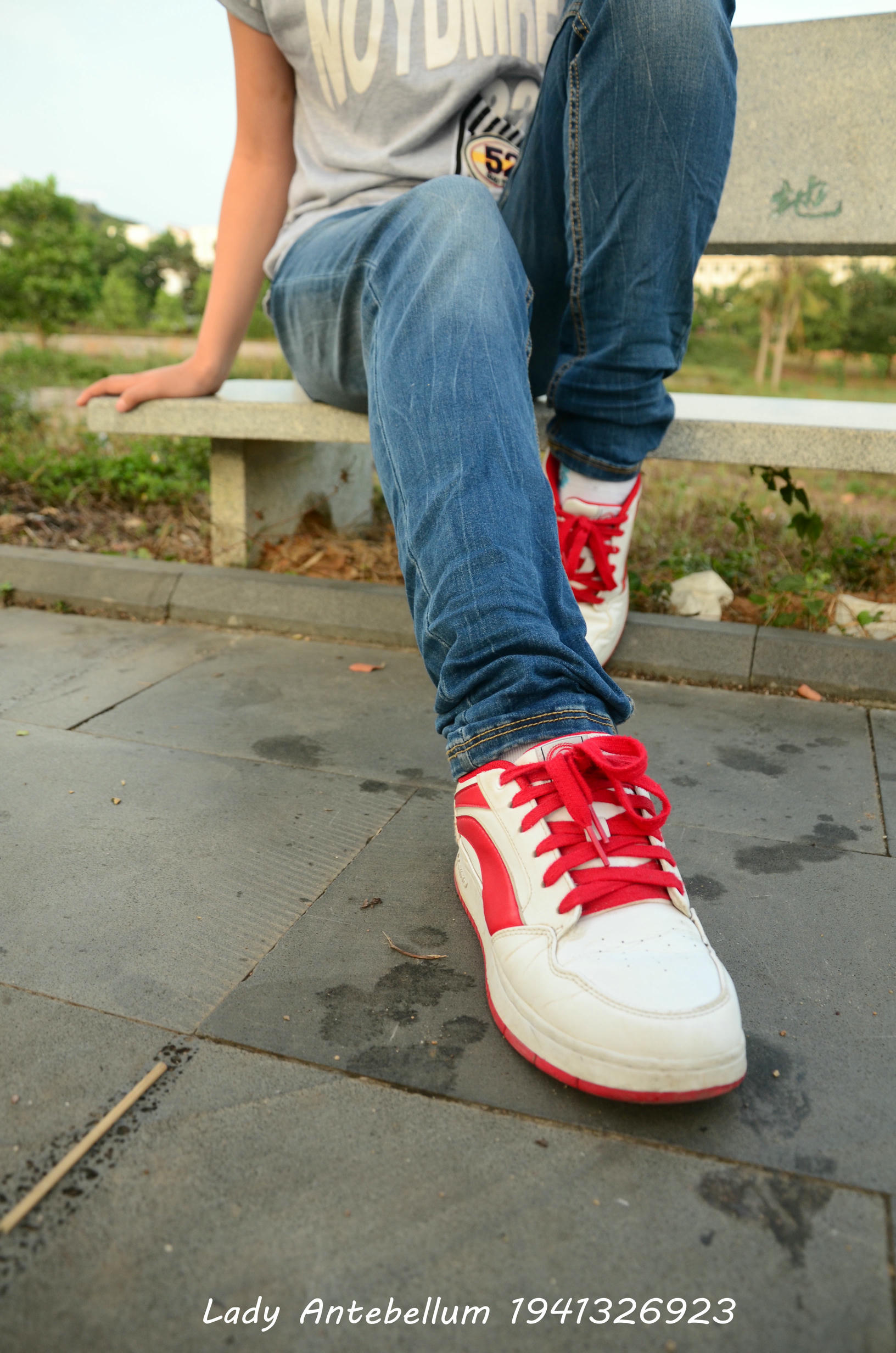 [战前女神] 恋足美腿棉袜女神级摄影套图 028 [74P-144MB]_第1集