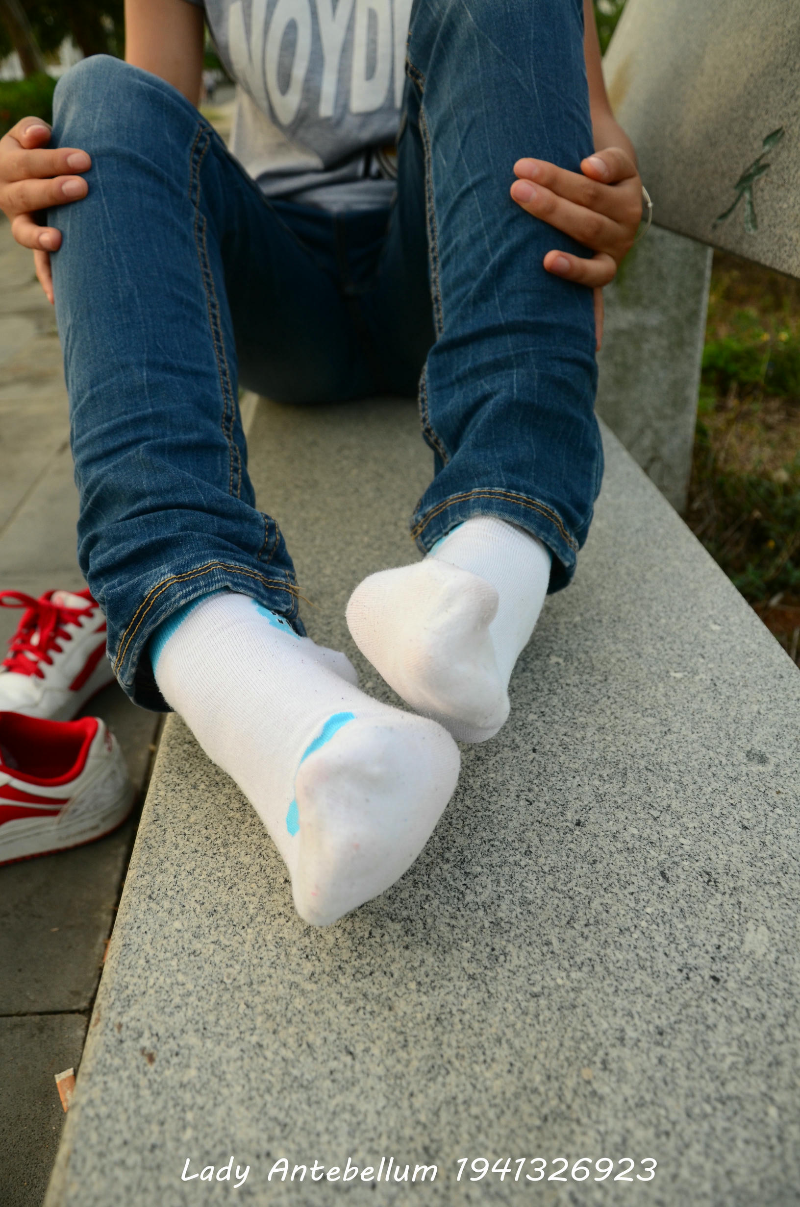 [战前女神] 恋足美腿棉袜女神级摄影套图 028 [74P-144MB]_第3集