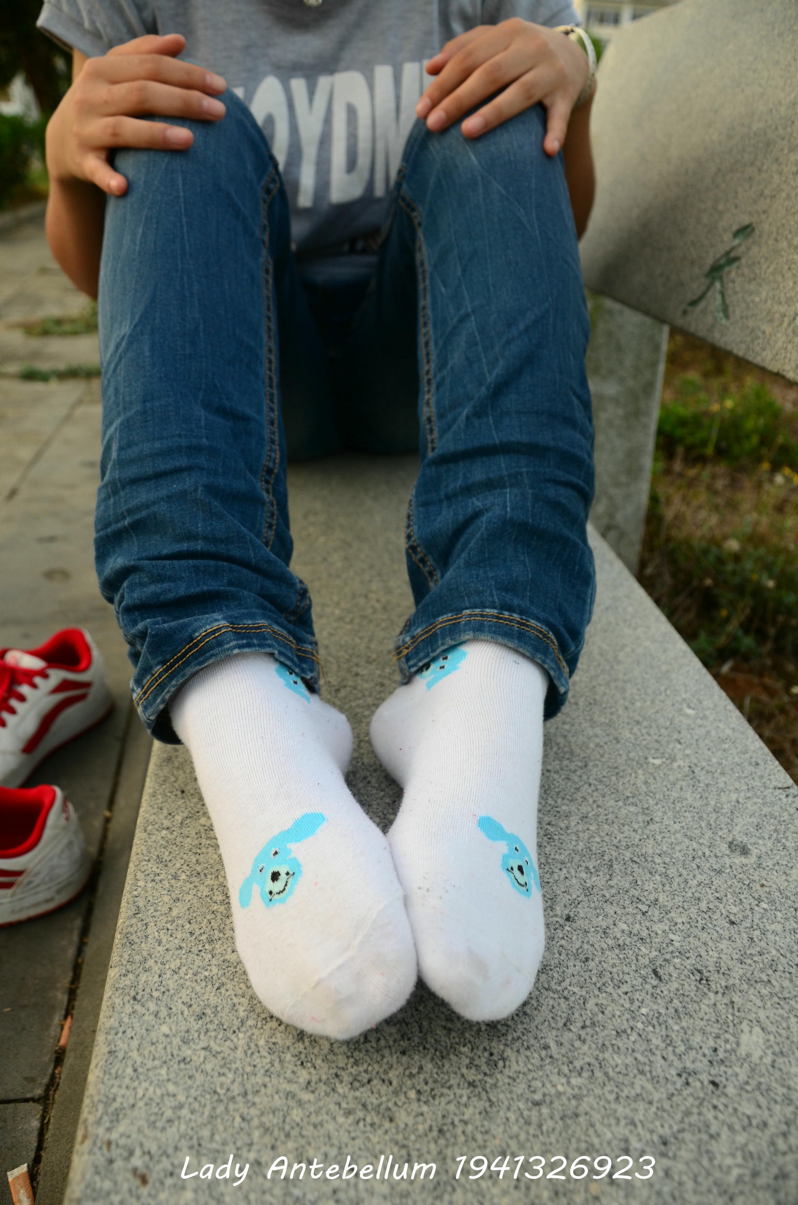 [战前女神] 恋足美腿棉袜女神级摄影套图 028 [74P-144MB]_第3集