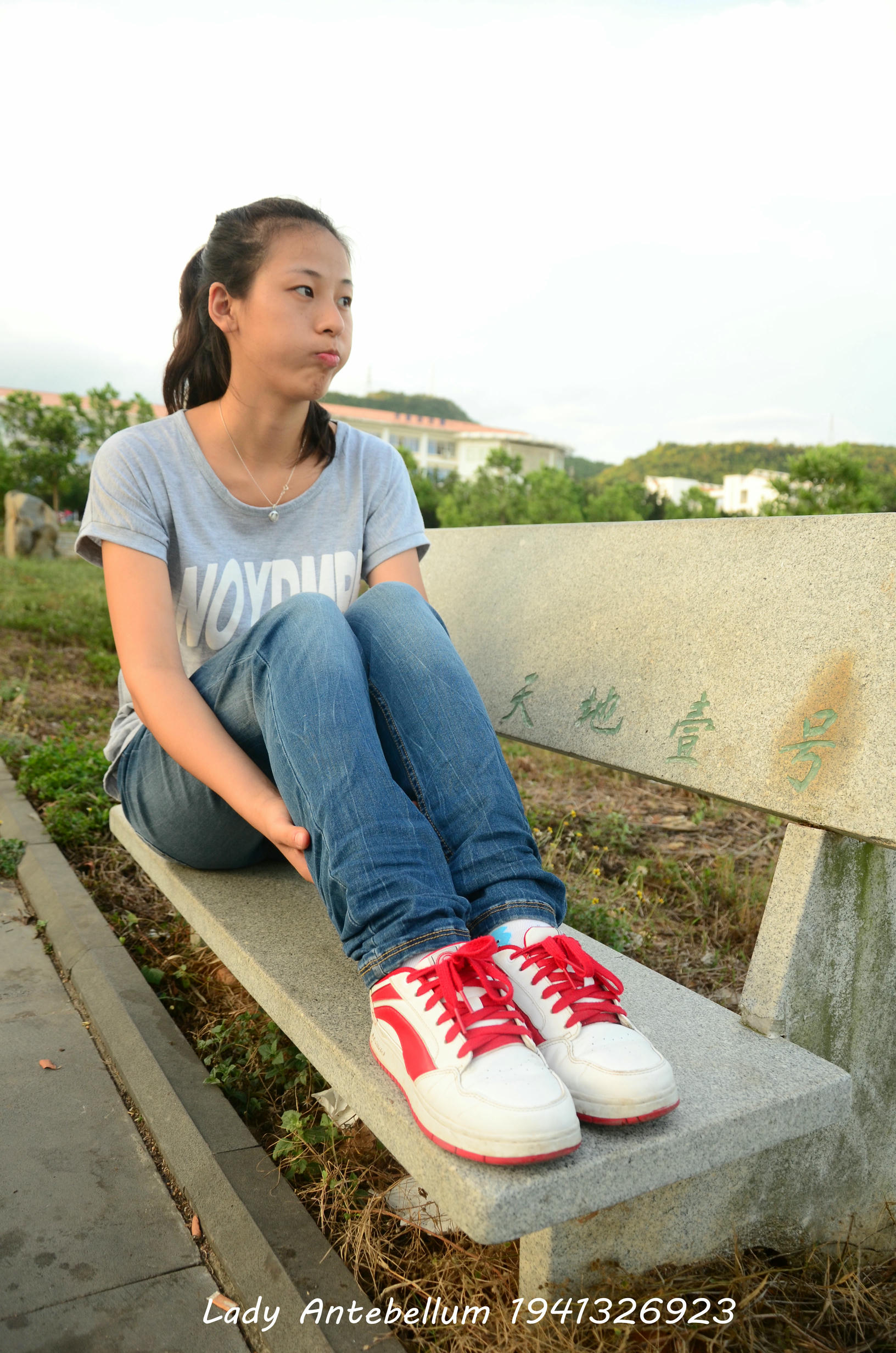 [战前女神] 恋足美腿棉袜女神级摄影套图 028 [74P-144MB]_第1集