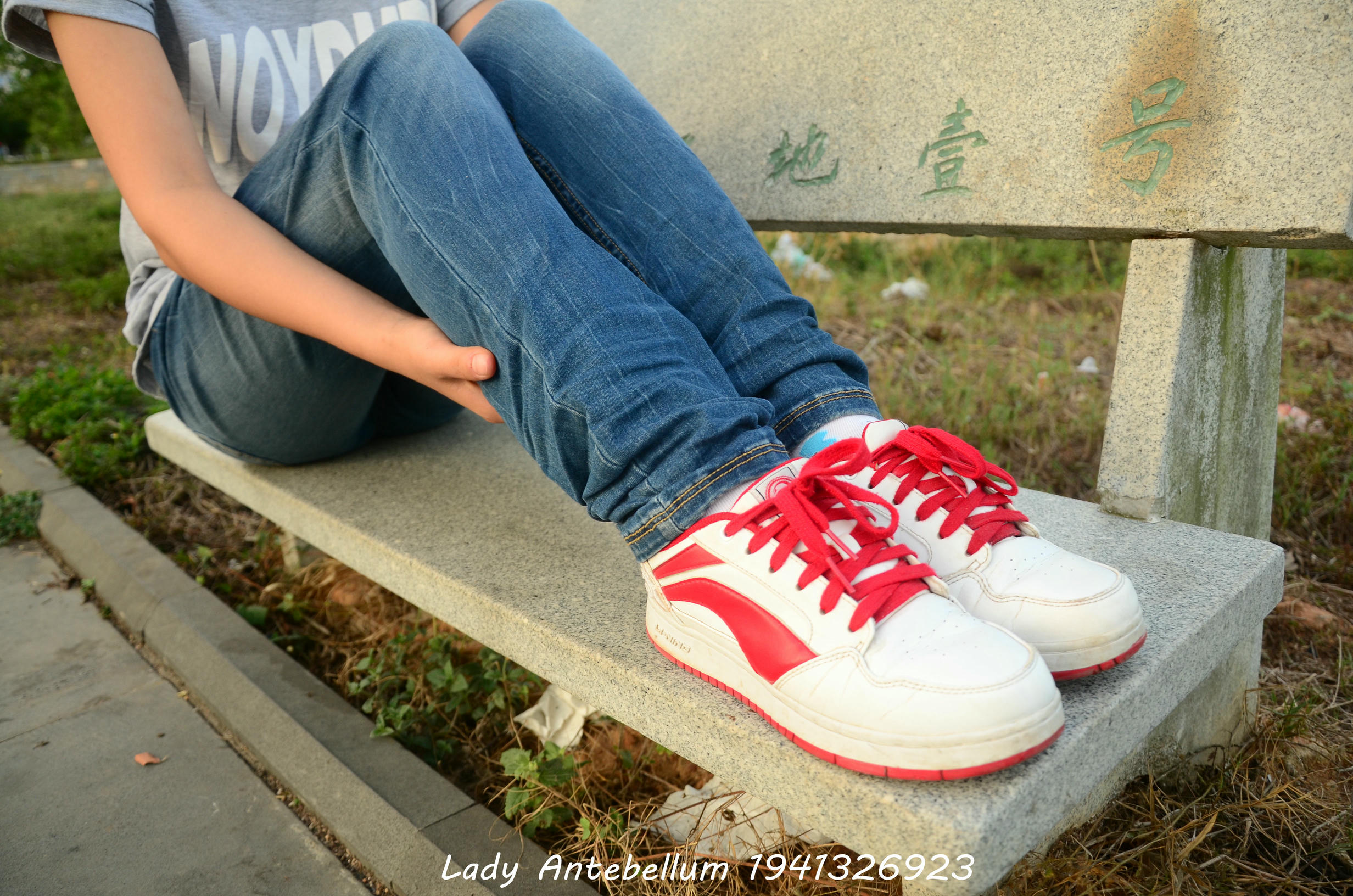 [战前女神] 恋足美腿棉袜女神级摄影套图 028 [74P-144MB]_第1集