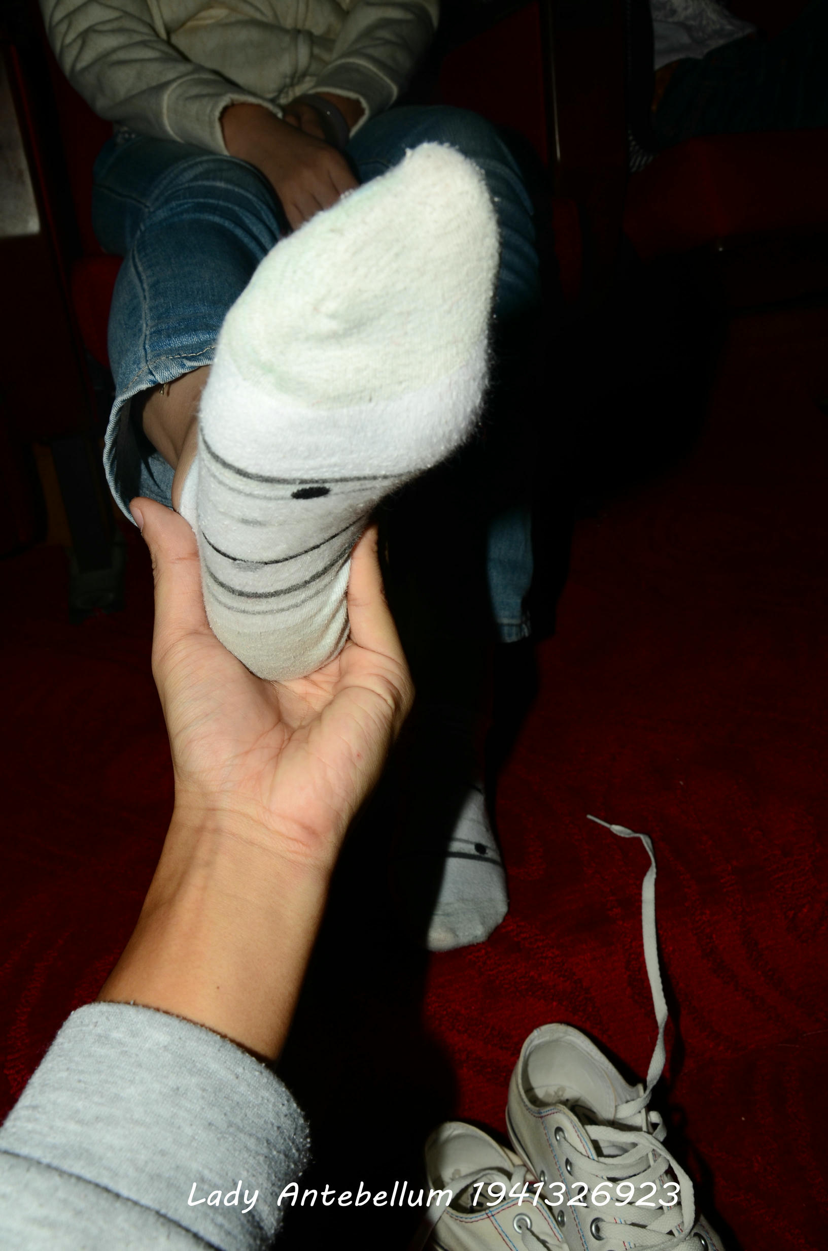 [战前女神] 恋足美腿棉袜女神级摄影套图 029 [167P-350MB]_第3集