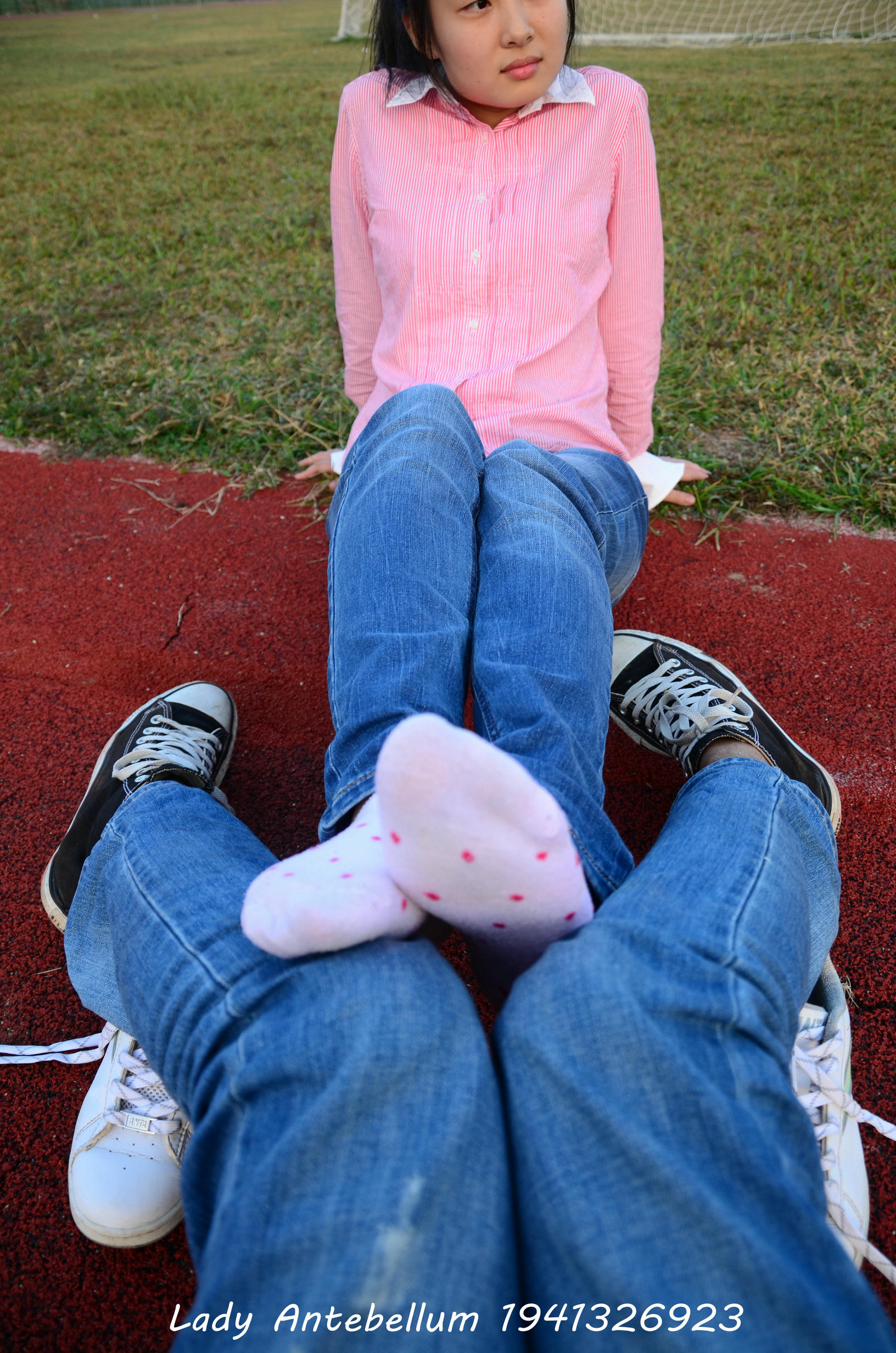 [战前女神] 恋足美腿棉袜女神级摄影套图 003 [157P-329MB]_第6集