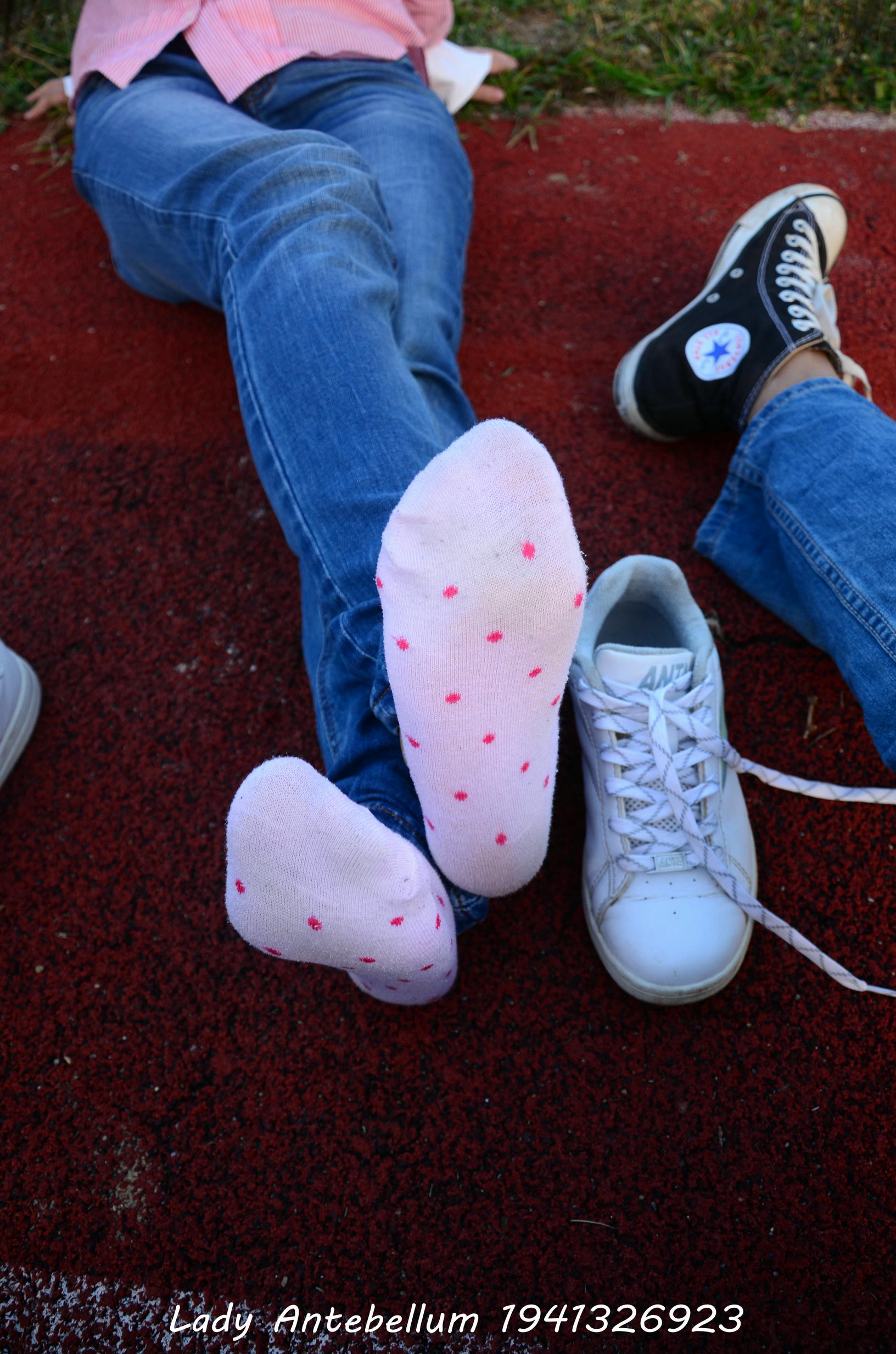 [战前女神] 恋足美腿棉袜女神级摄影套图 003 [157P-329MB]_第6集