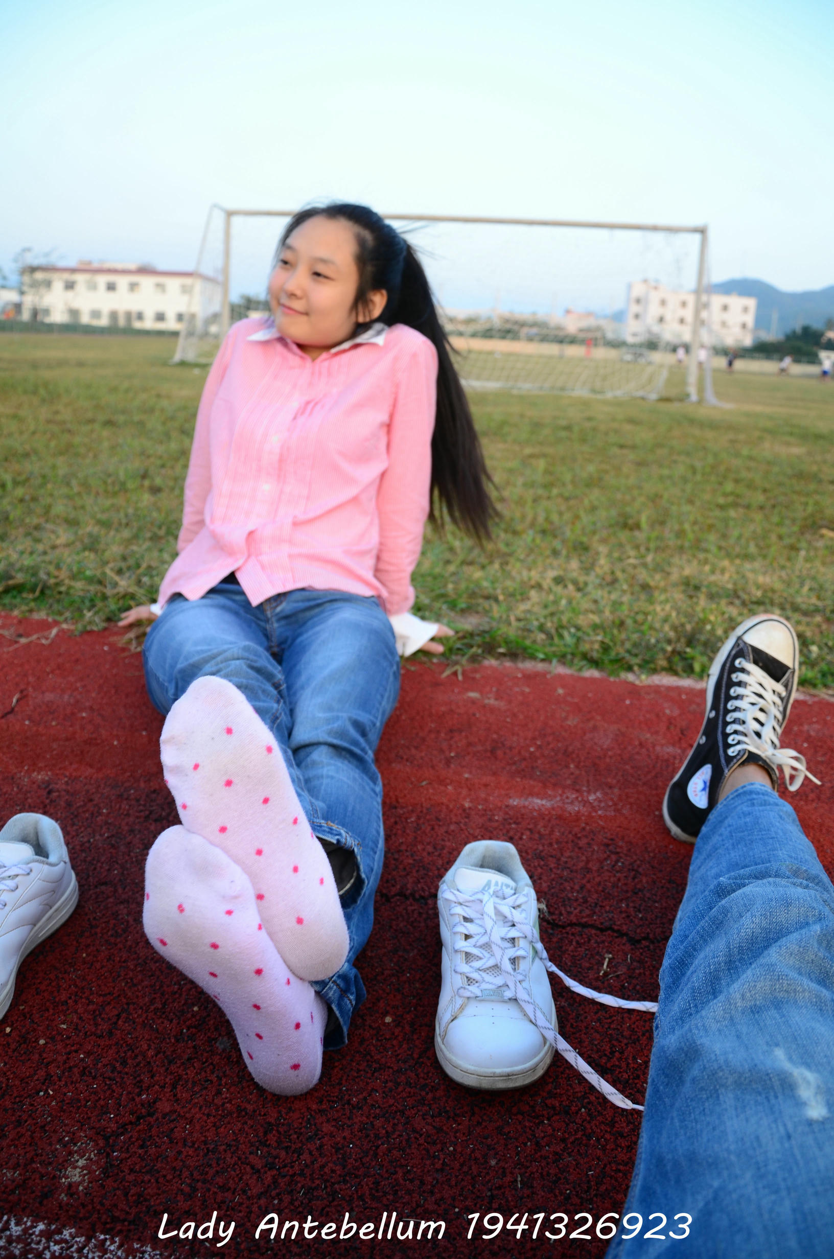 [战前女神] 恋足美腿棉袜女神级摄影套图 003 [157P-329MB]_第6集