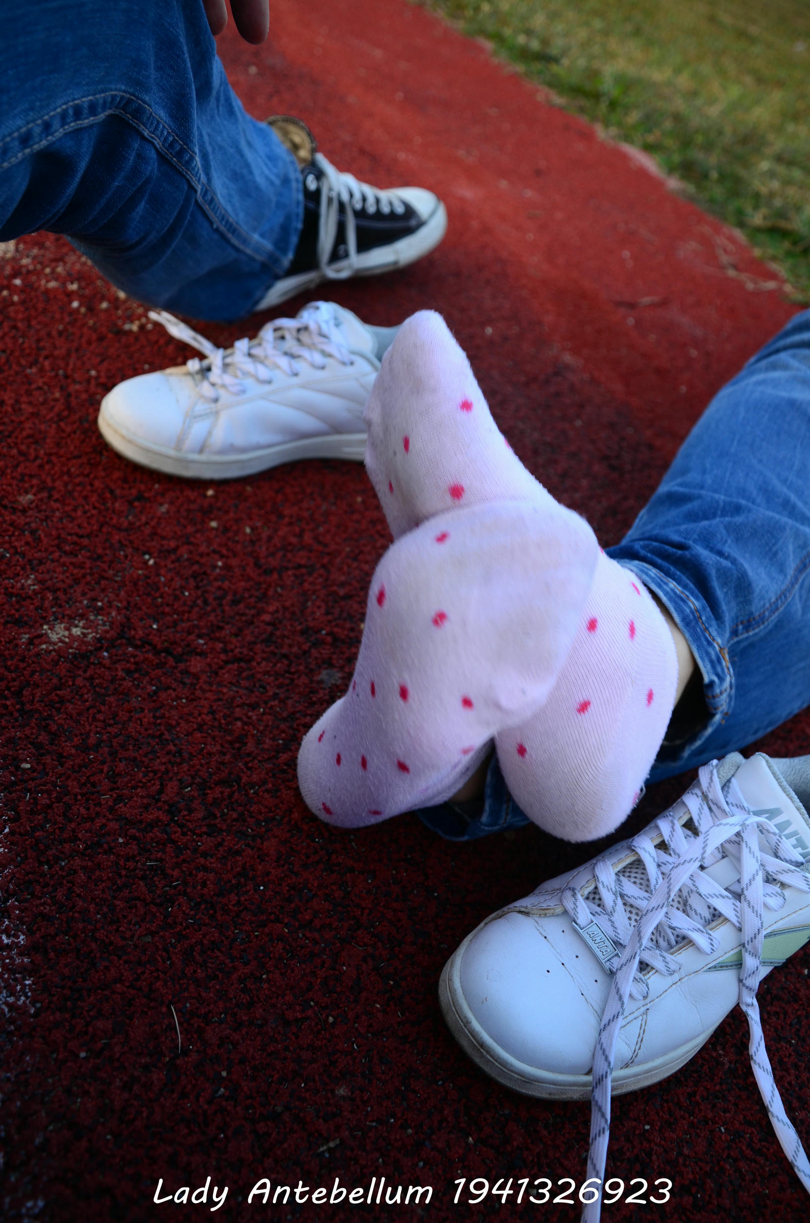 [战前女神] 恋足美腿棉袜女神级摄影套图 003 [157P-329MB]_第6集