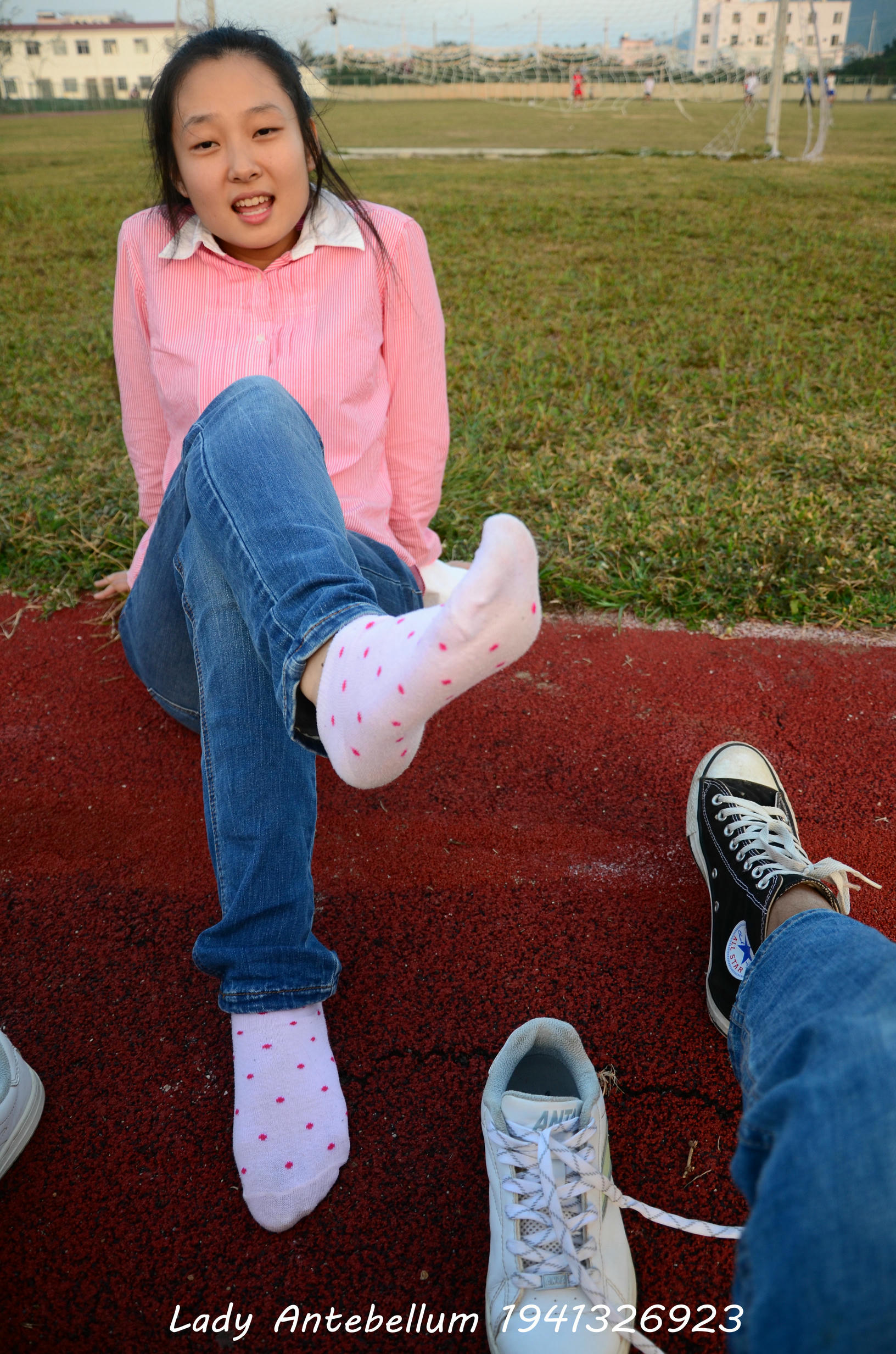 [战前女神] 恋足美腿棉袜女神级摄影套图 003 [157P-329MB]_第7集