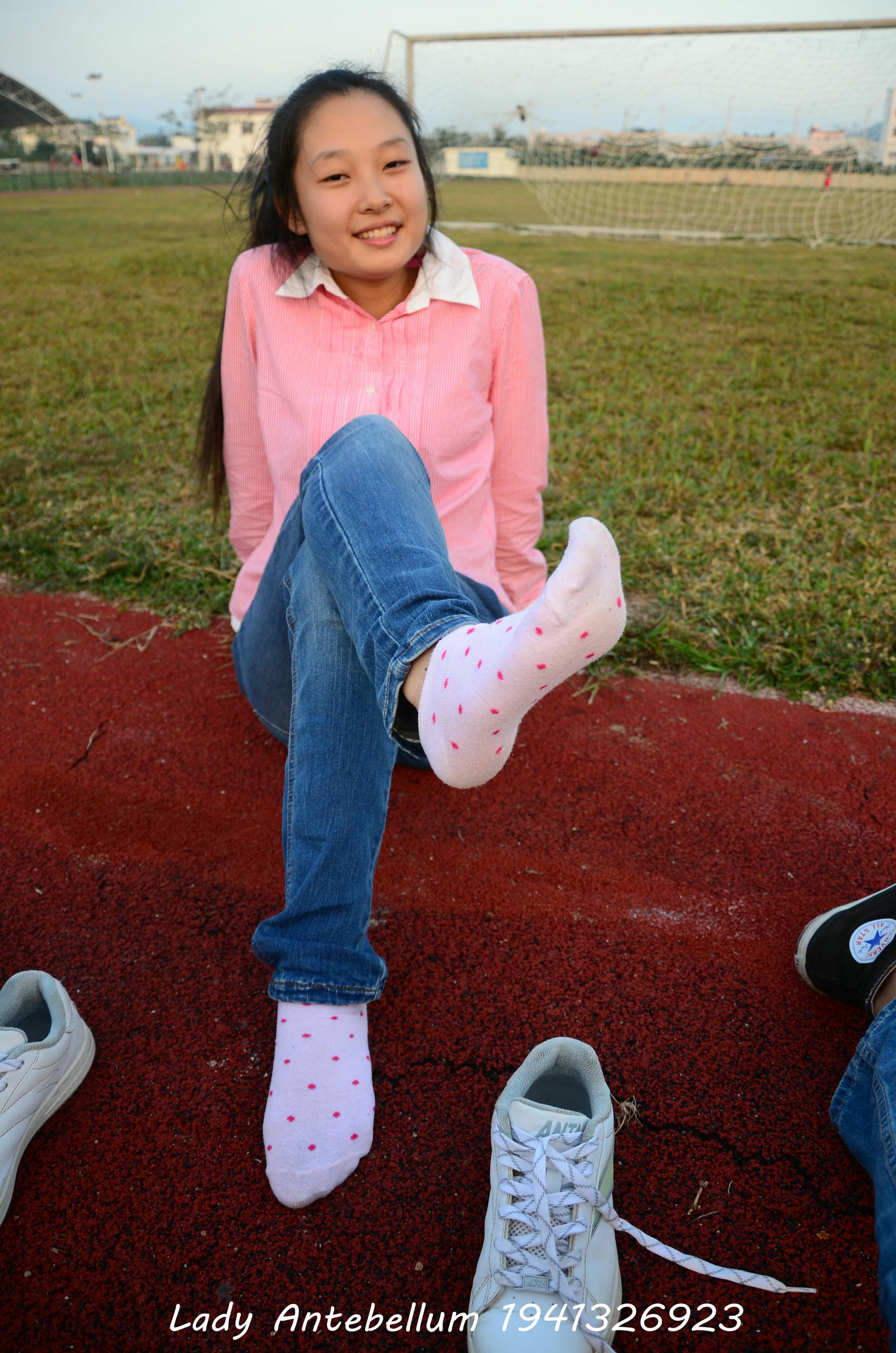 [战前女神] 恋足美腿棉袜女神级摄影套图 003 [157P-329MB]_第7集