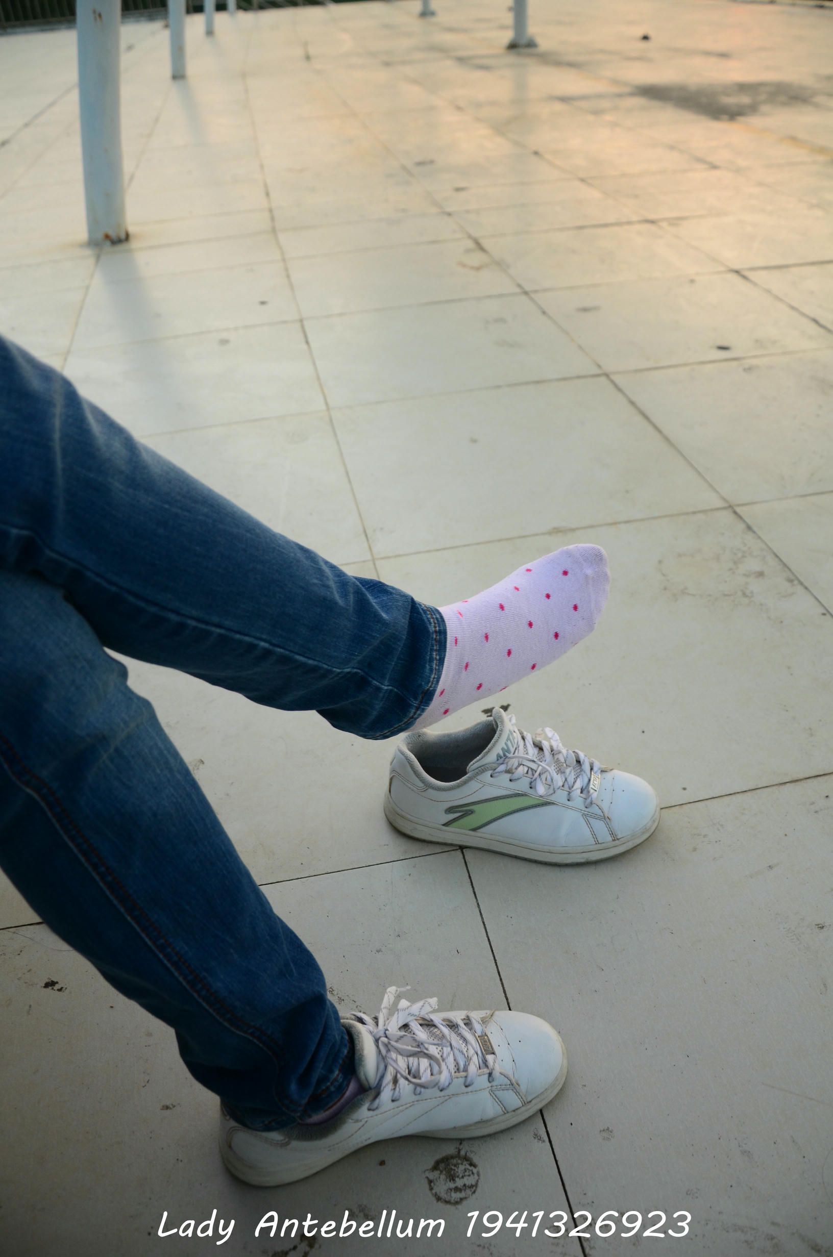 [战前女神] 恋足美腿棉袜女神级摄影套图 003 [157P-329MB]_第7集