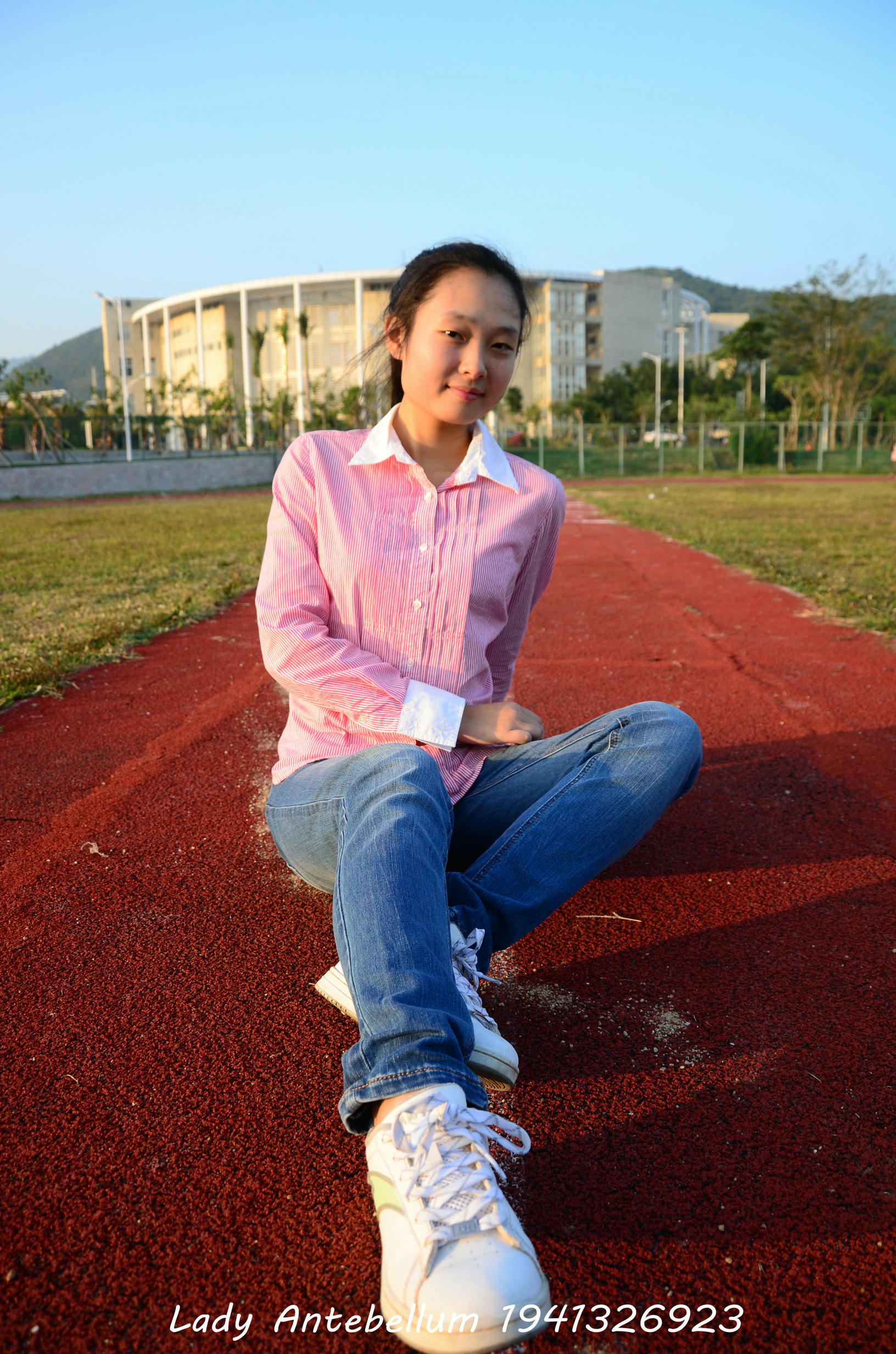 [战前女神] 恋足美腿棉袜女神级摄影套图 003 [157P-329MB]_第1集