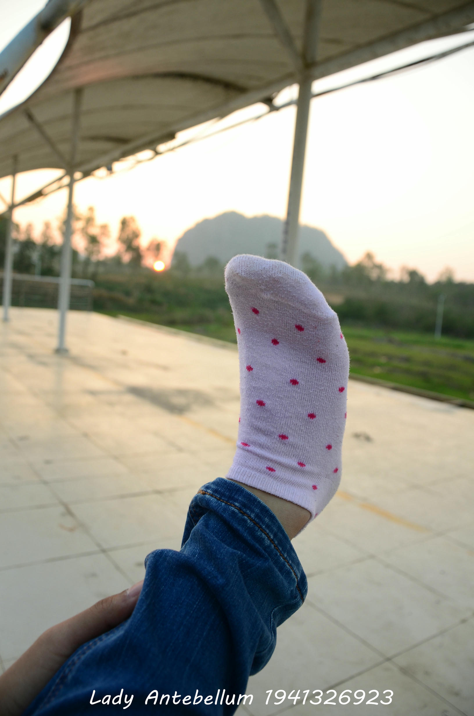 [战前女神] 恋足美腿棉袜女神级摄影套图 003 [157P-329MB]_第8集