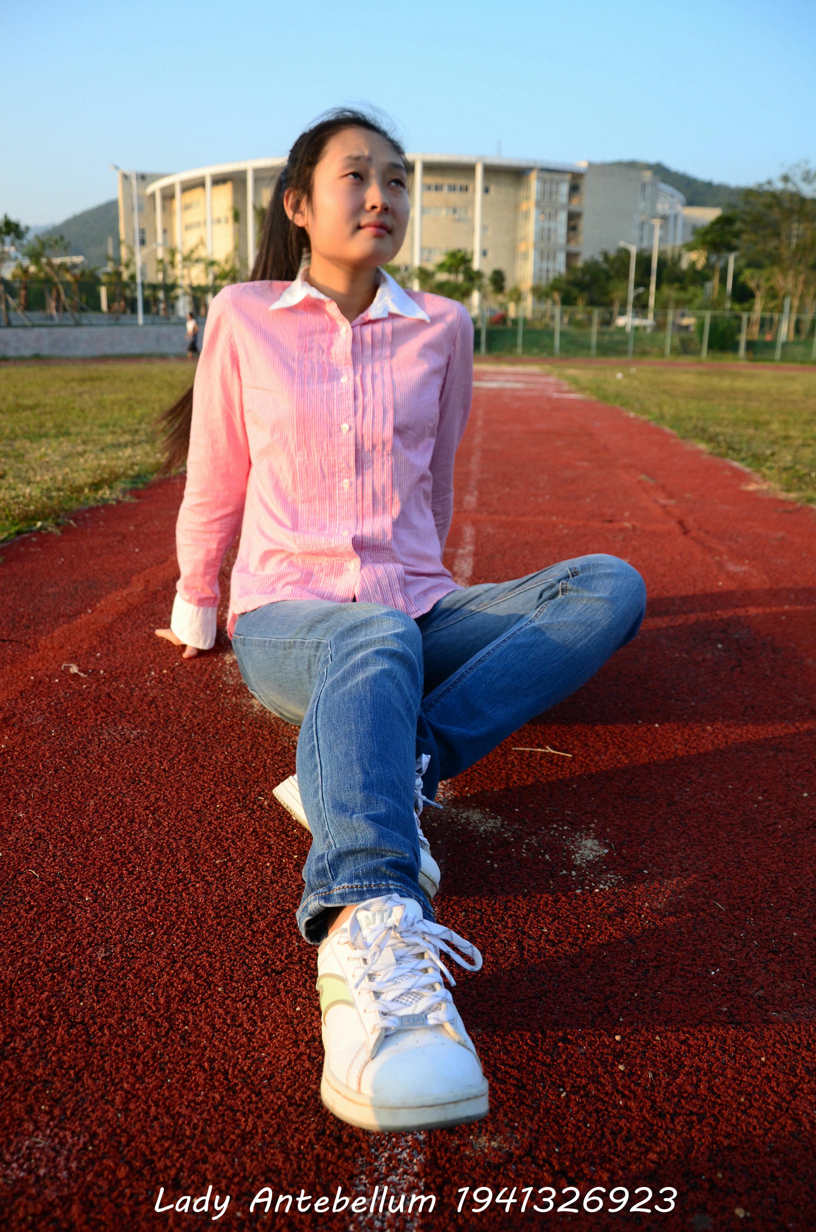 [战前女神] 恋足美腿棉袜女神级摄影套图 003 [157P-329MB]_第1集