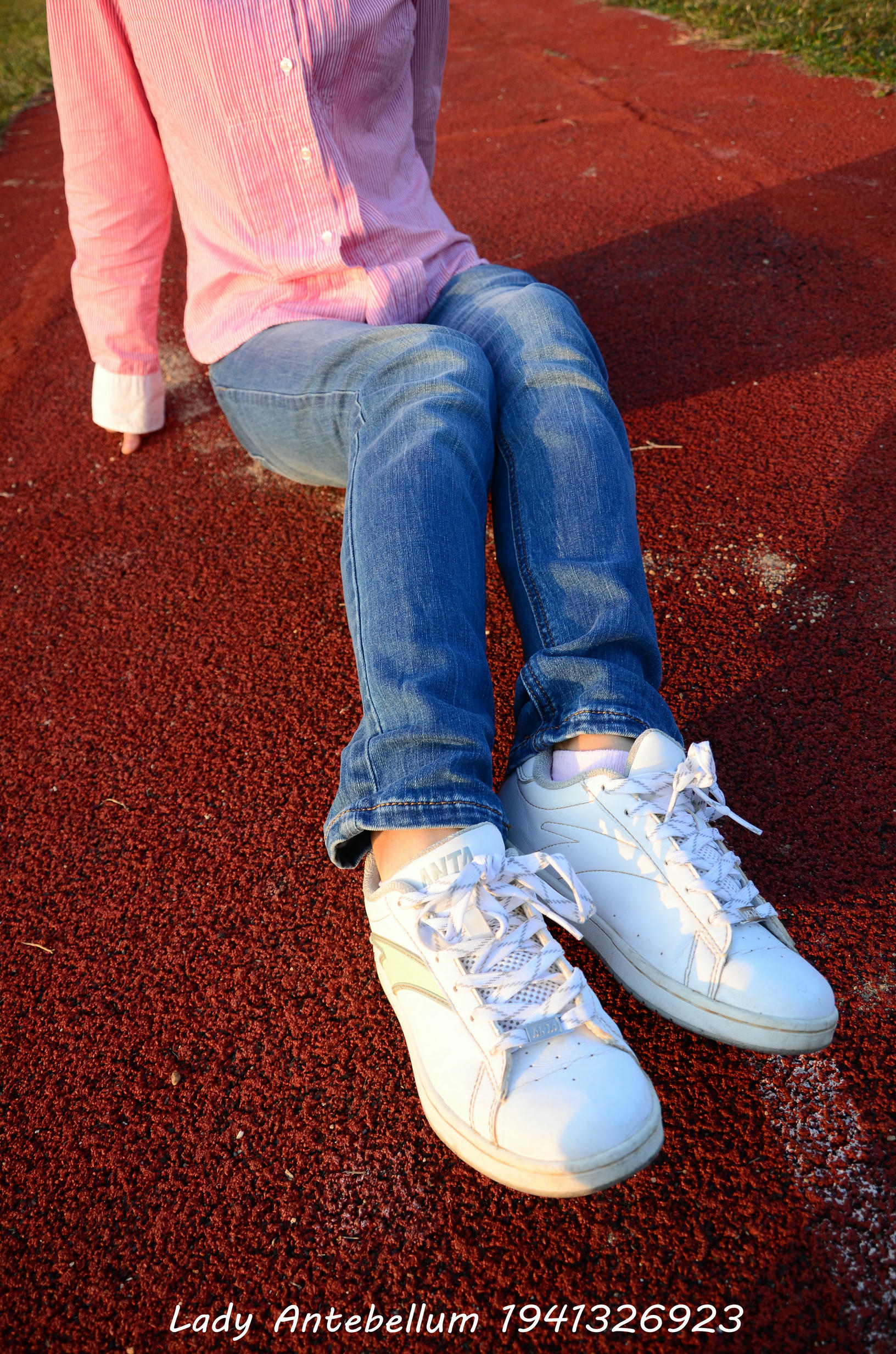 [战前女神] 恋足美腿棉袜女神级摄影套图 003 [157P-329MB]_第1集