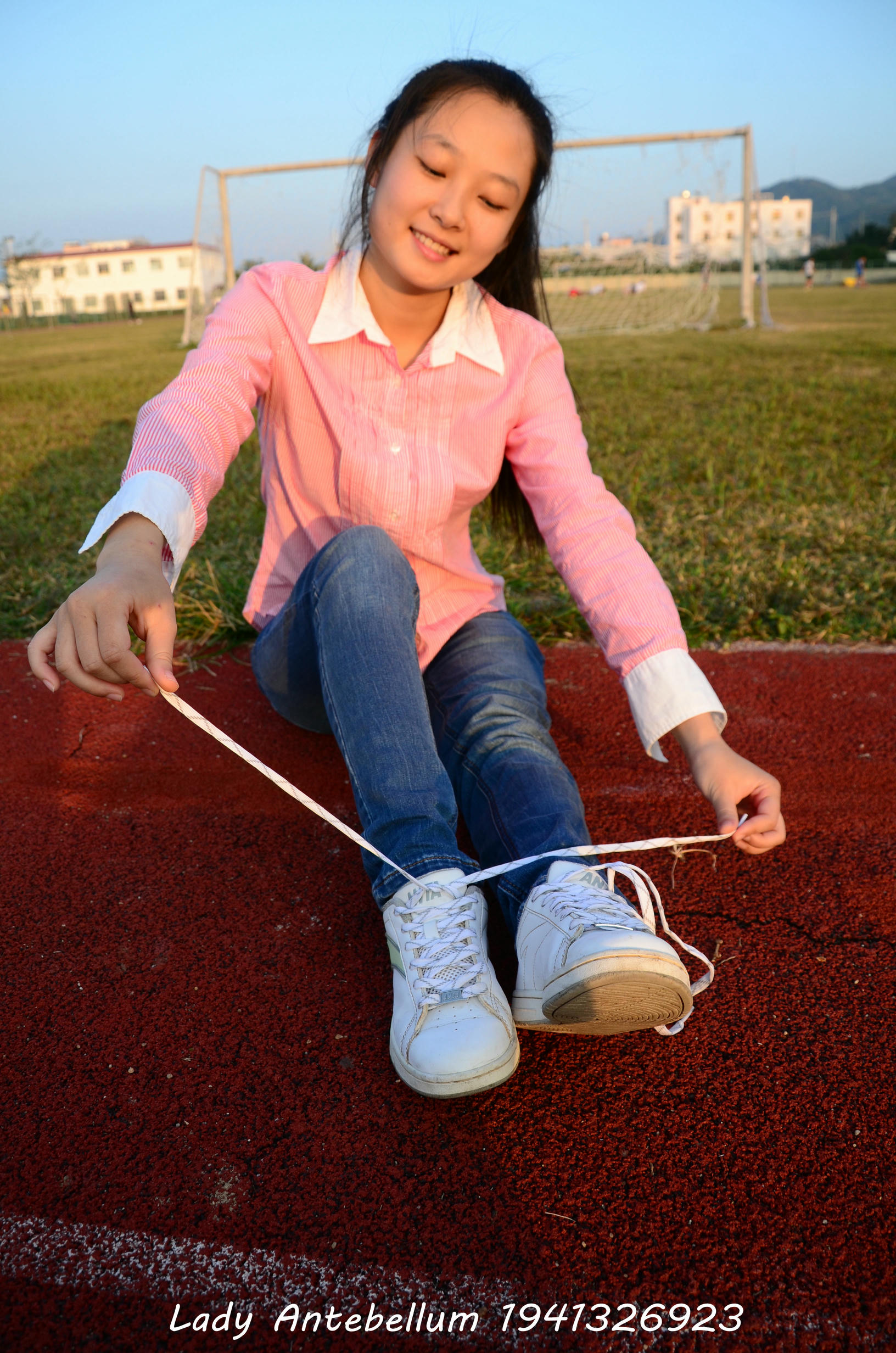 [战前女神] 恋足美腿棉袜女神级摄影套图 003 [157P-329MB]_第2集