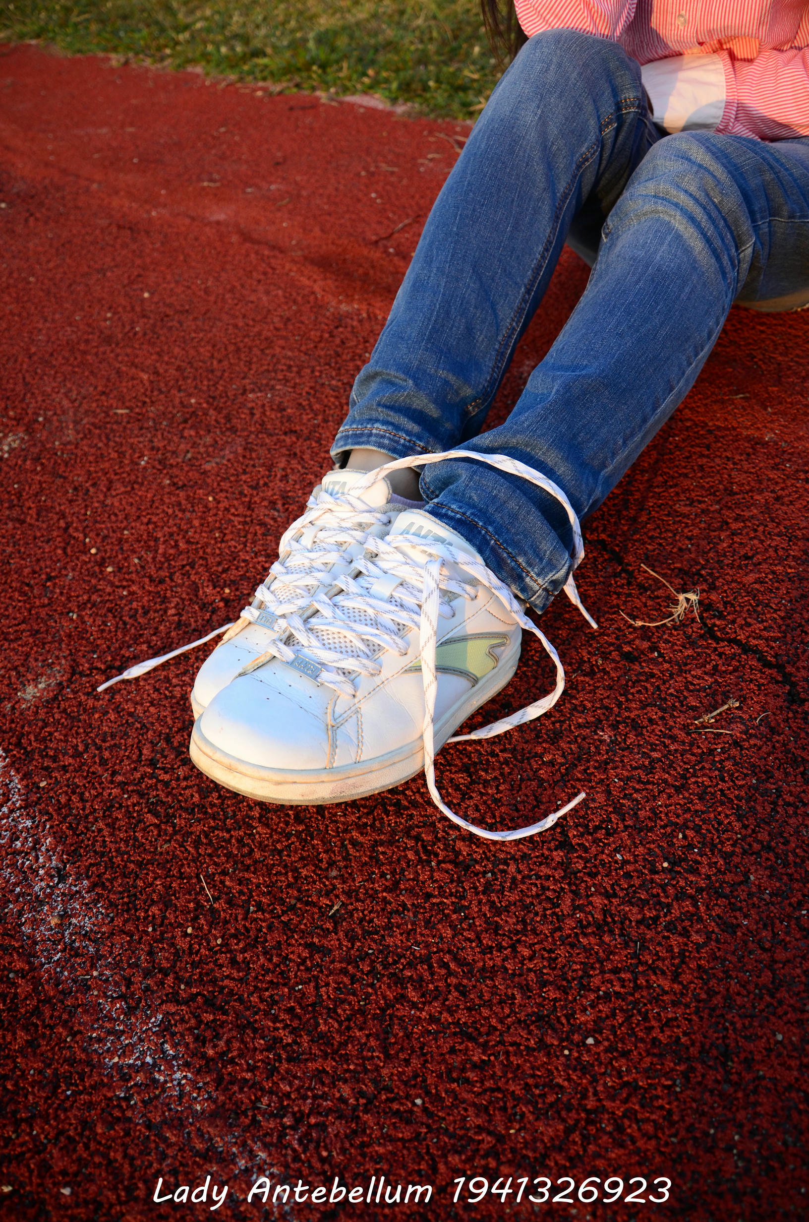 [战前女神] 恋足美腿棉袜女神级摄影套图 003 [157P-329MB]_第3集