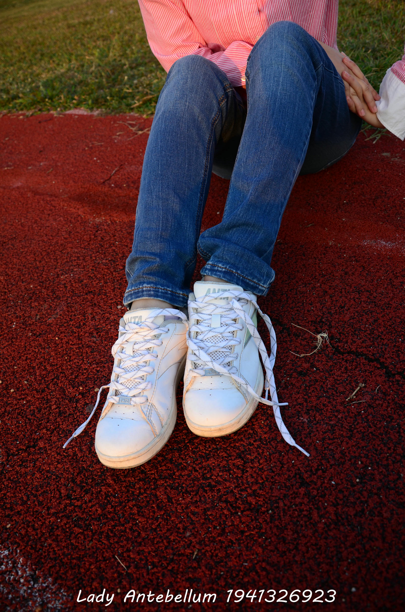 [战前女神] 恋足美腿棉袜女神级摄影套图 003 [157P-329MB]_第3集