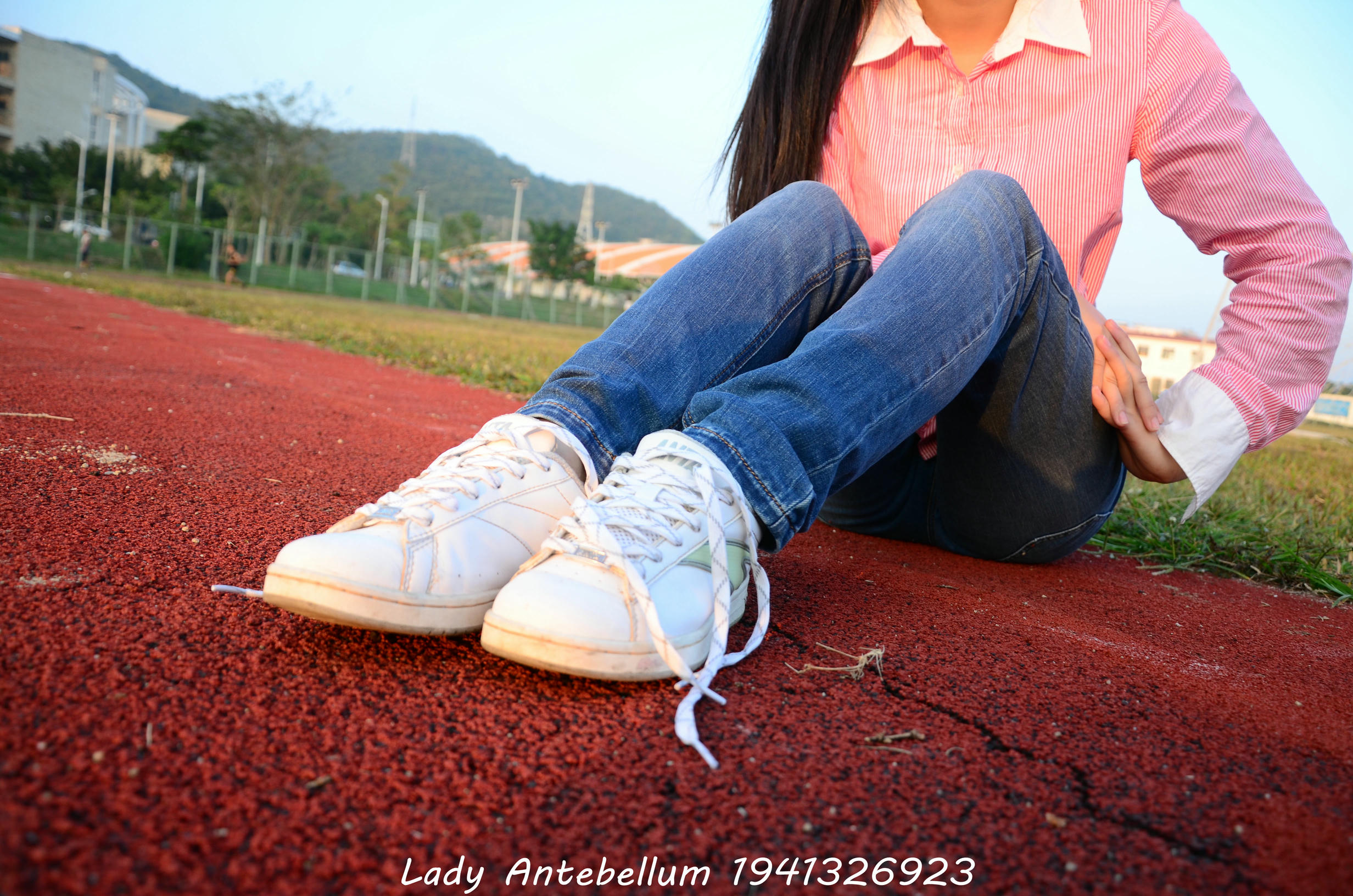 [战前女神] 恋足美腿棉袜女神级摄影套图 003 [157P-329MB]_第3集