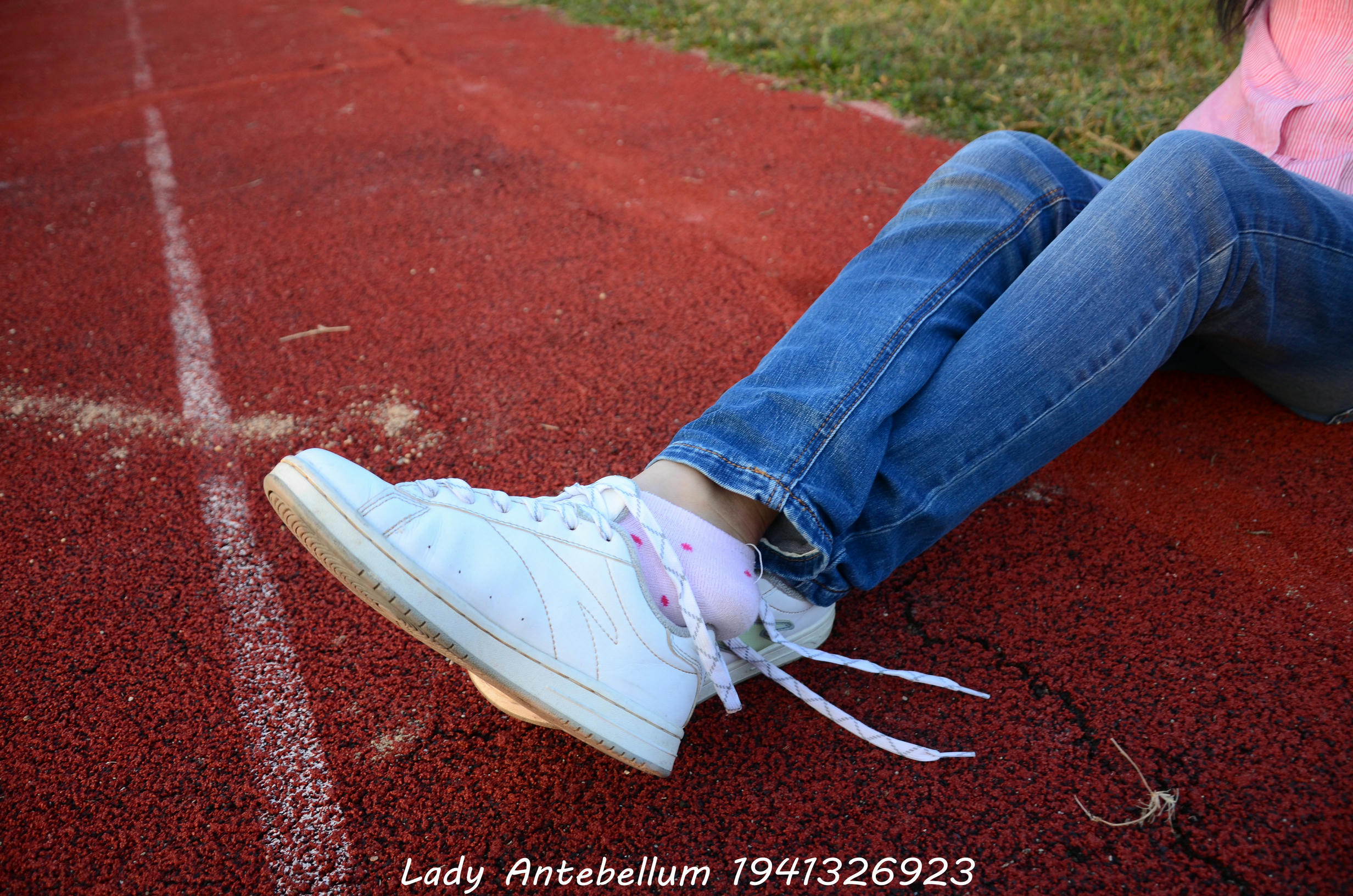 [战前女神] 恋足美腿棉袜女神级摄影套图 003 [157P-329MB]_第3集