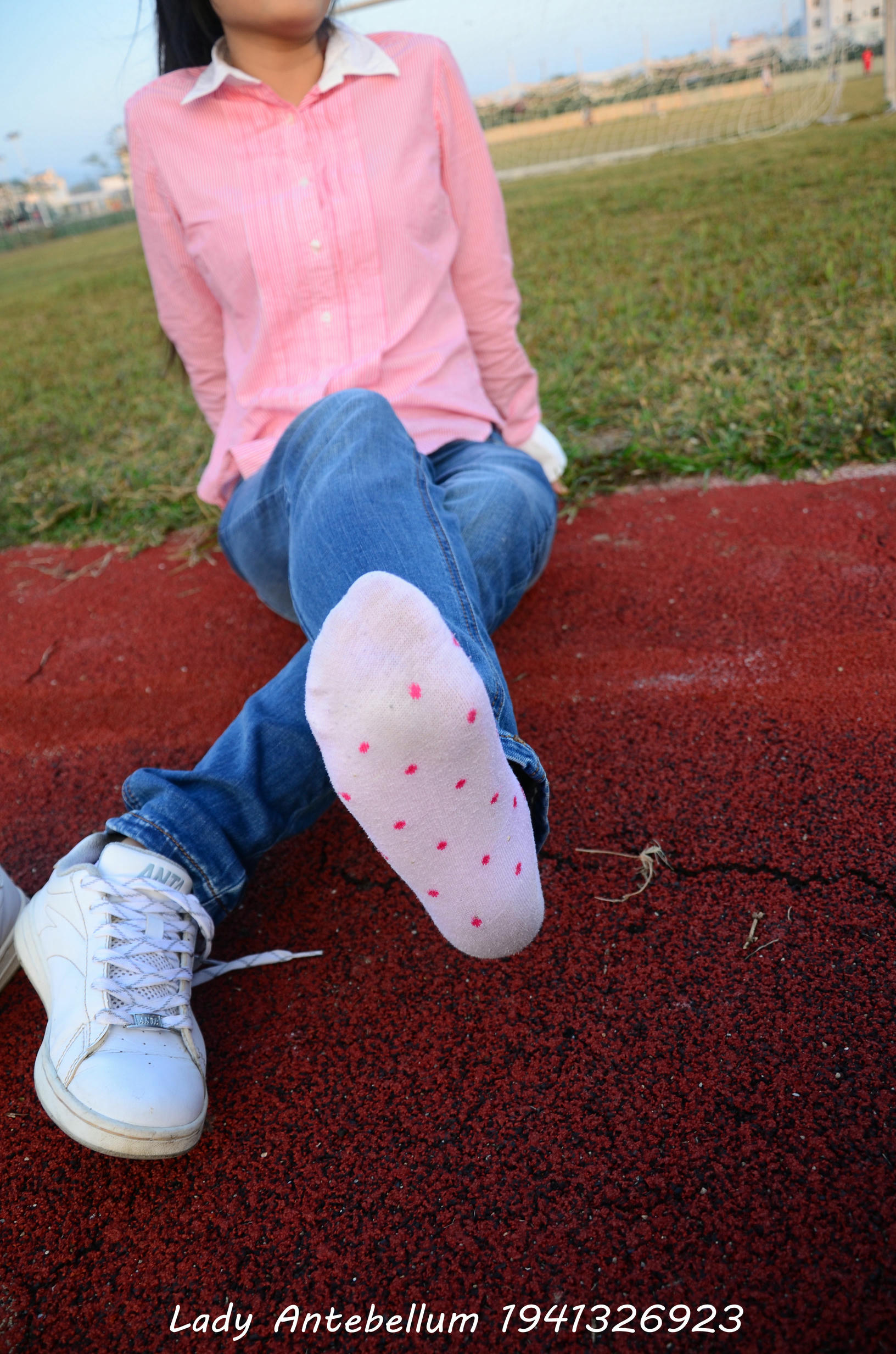 [战前女神] 恋足美腿棉袜女神级摄影套图 003 [157P-329MB]_第4集