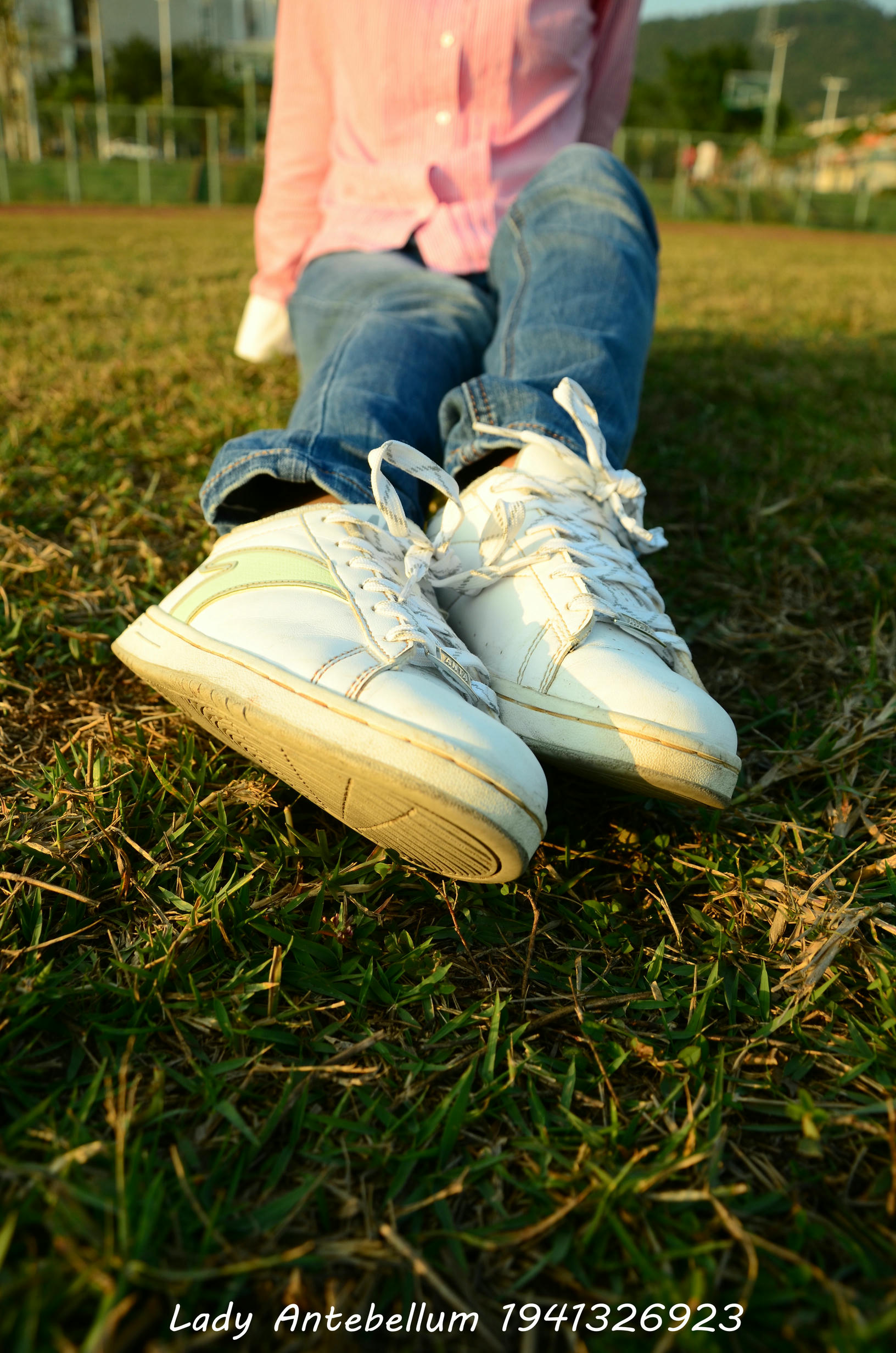 [战前女神] 恋足美腿棉袜女神级摄影套图 003 [157P-329MB]_第1集