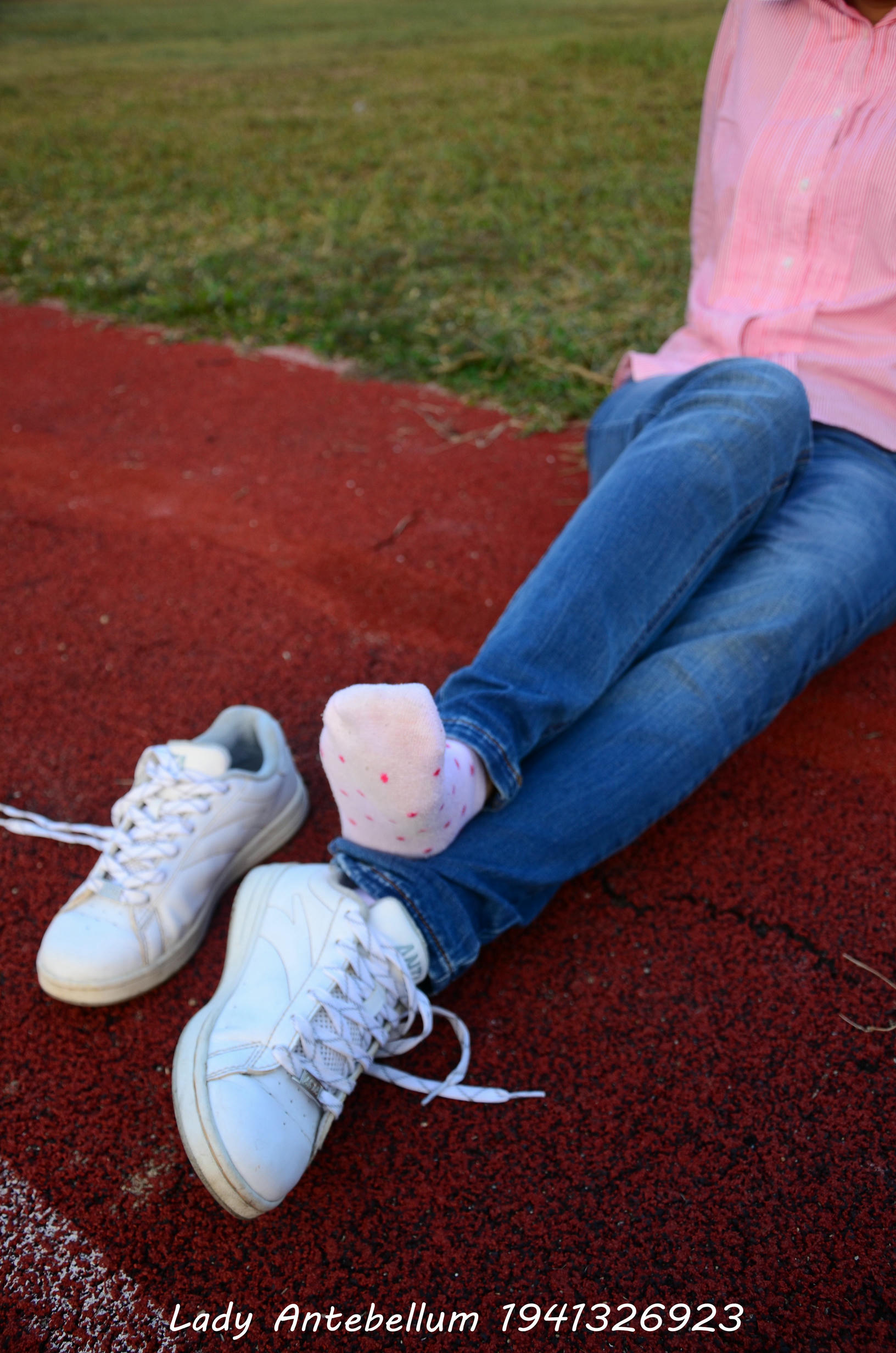 [战前女神] 恋足美腿棉袜女神级摄影套图 003 [157P-329MB]_第4集