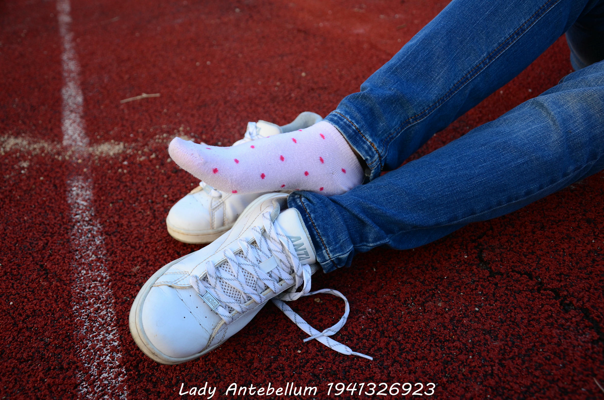 [战前女神] 恋足美腿棉袜女神级摄影套图 003 [157P-329MB]_第4集