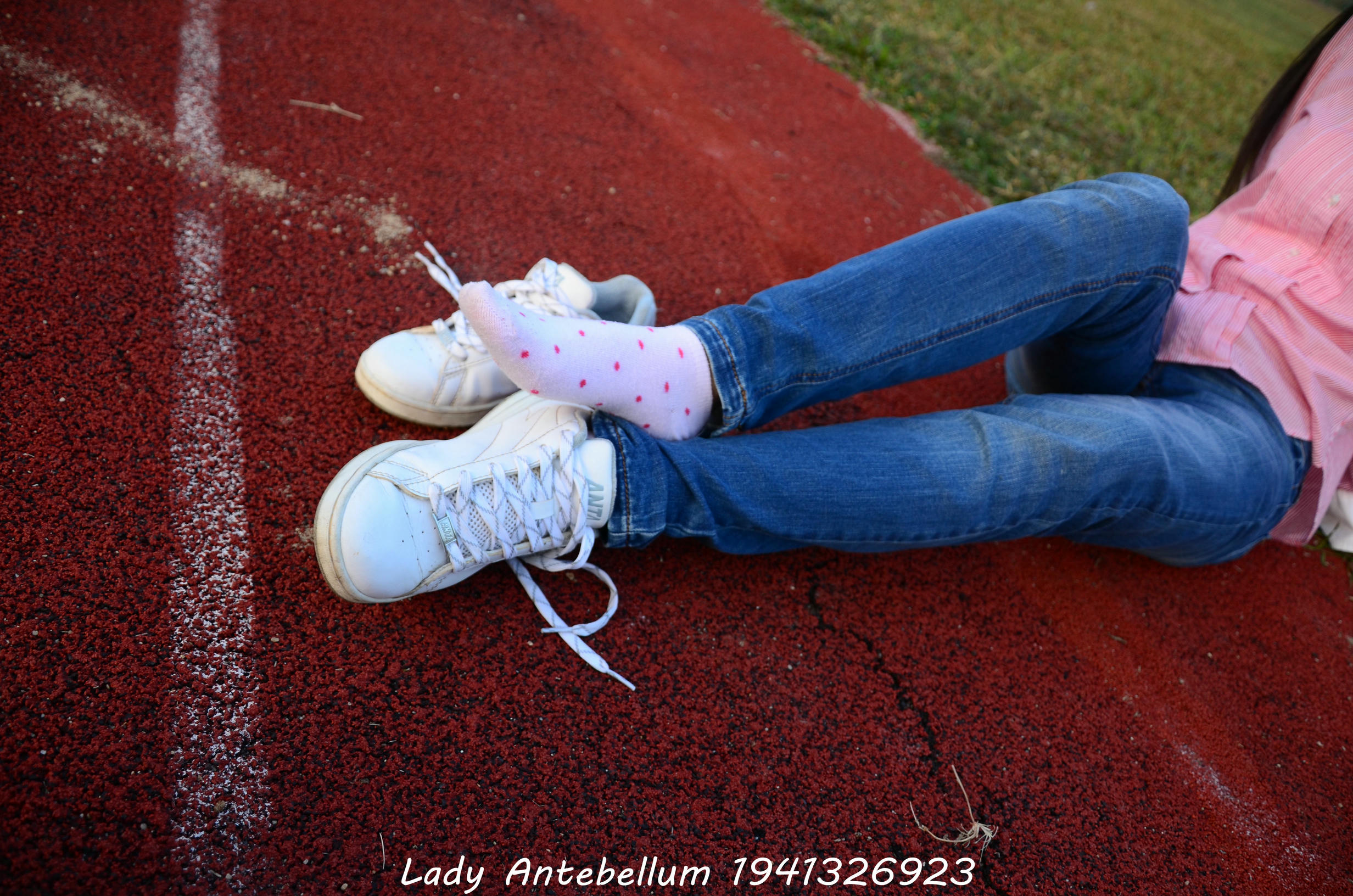 [战前女神] 恋足美腿棉袜女神级摄影套图 003 [157P-329MB]_第4集