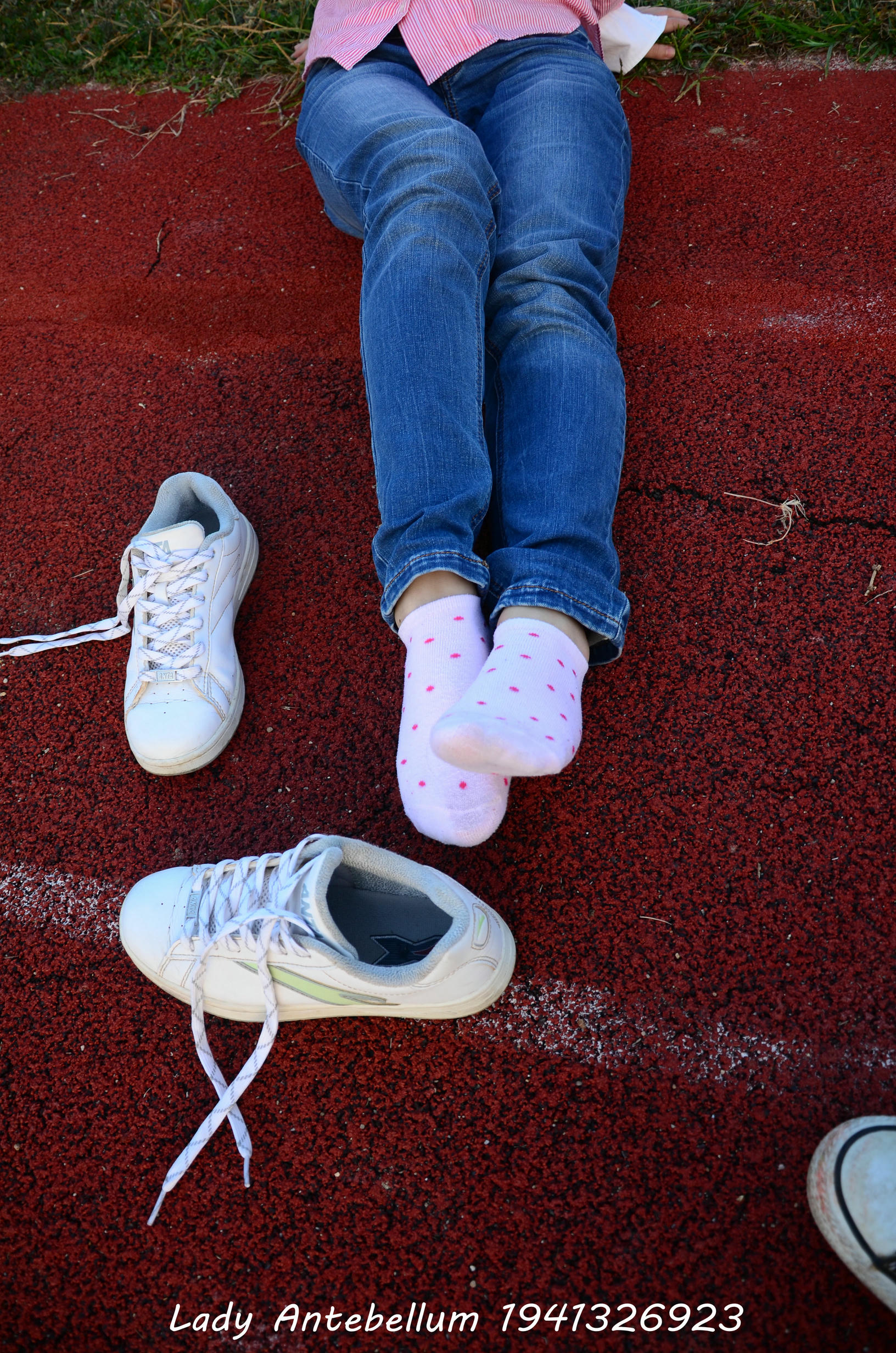 [战前女神] 恋足美腿棉袜女神级摄影套图 003 [157P-329MB]_第5集