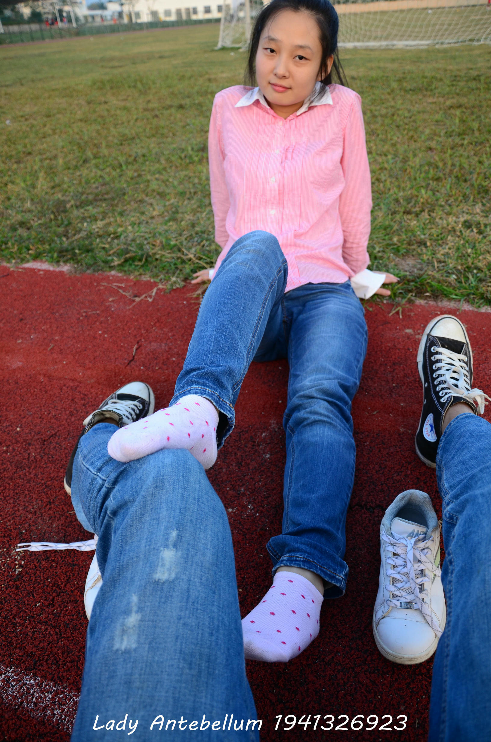 [战前女神] 恋足美腿棉袜女神级摄影套图 003 [157P-329MB]_第5集