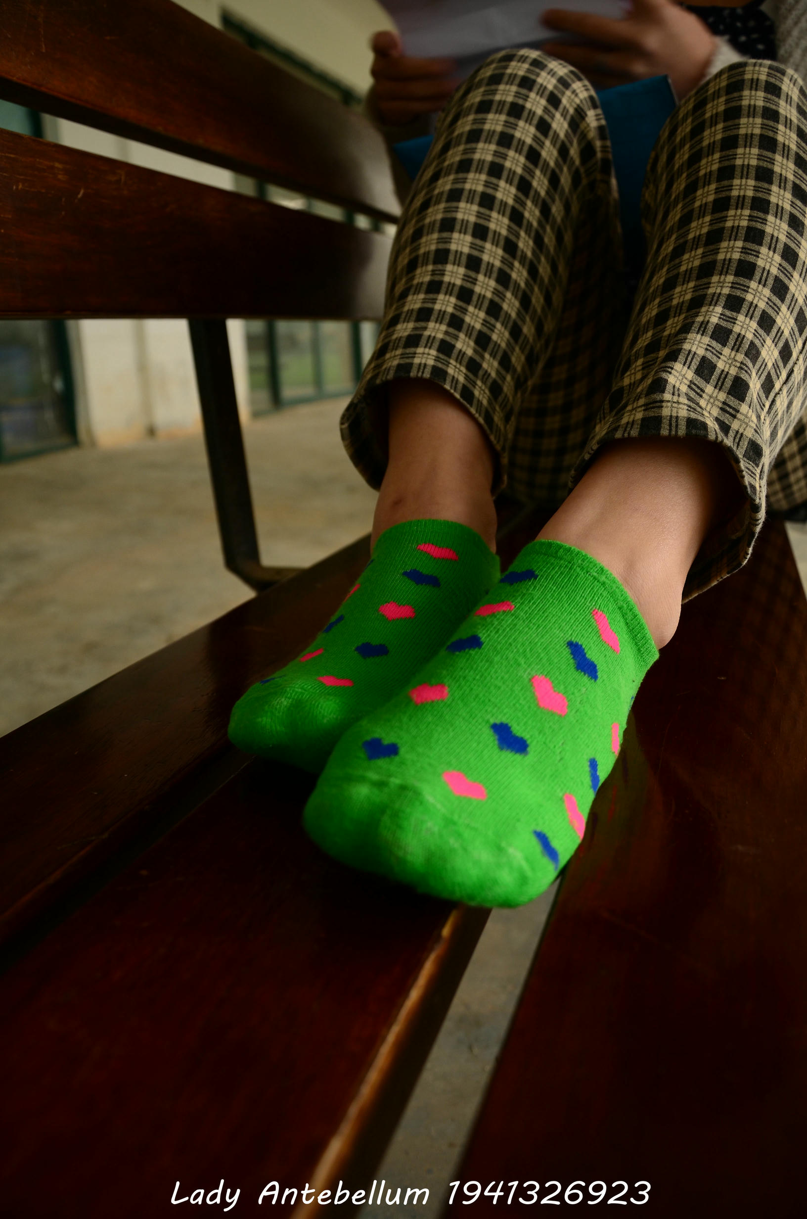 [战前女神] 恋足美腿棉袜女神级摄影套图 030 [117P-257MB]_第6集