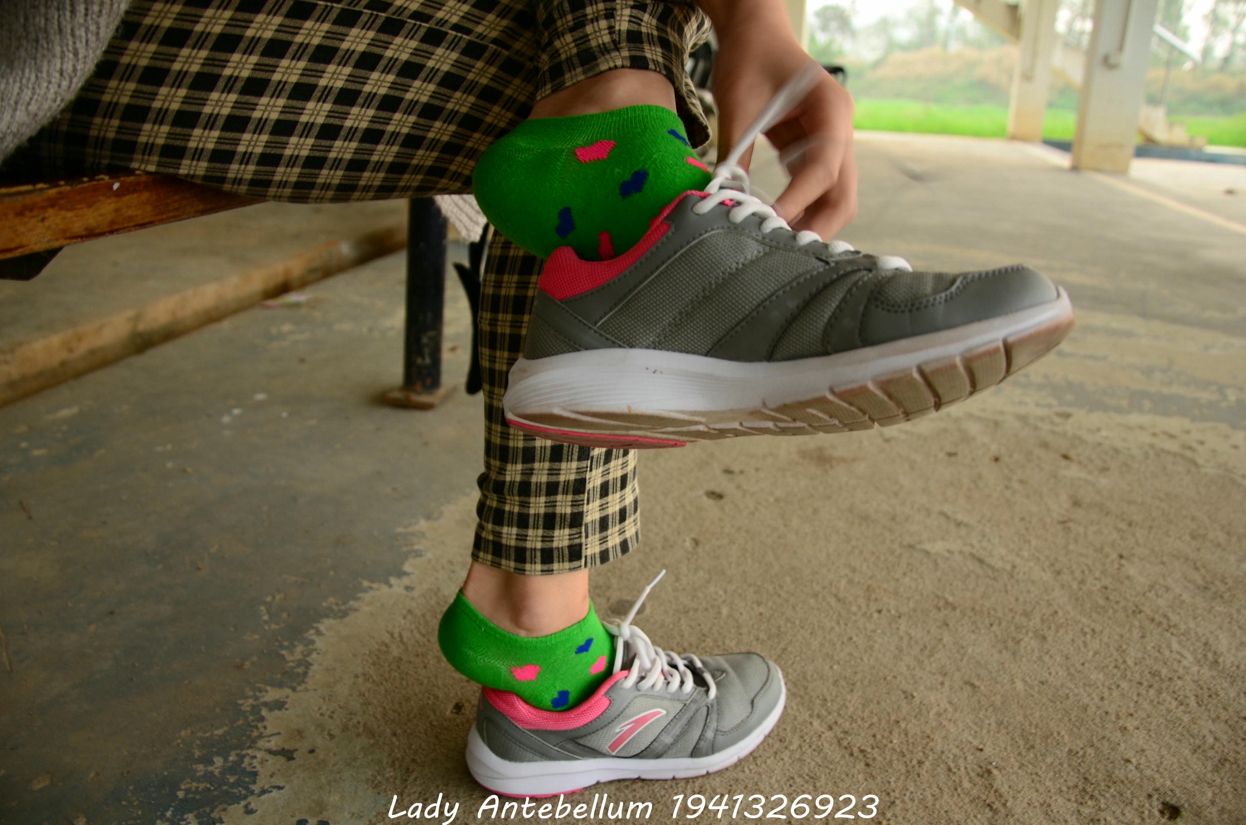 [战前女神] 恋足美腿棉袜女神级摄影套图 030 [117P-257MB]_第6集