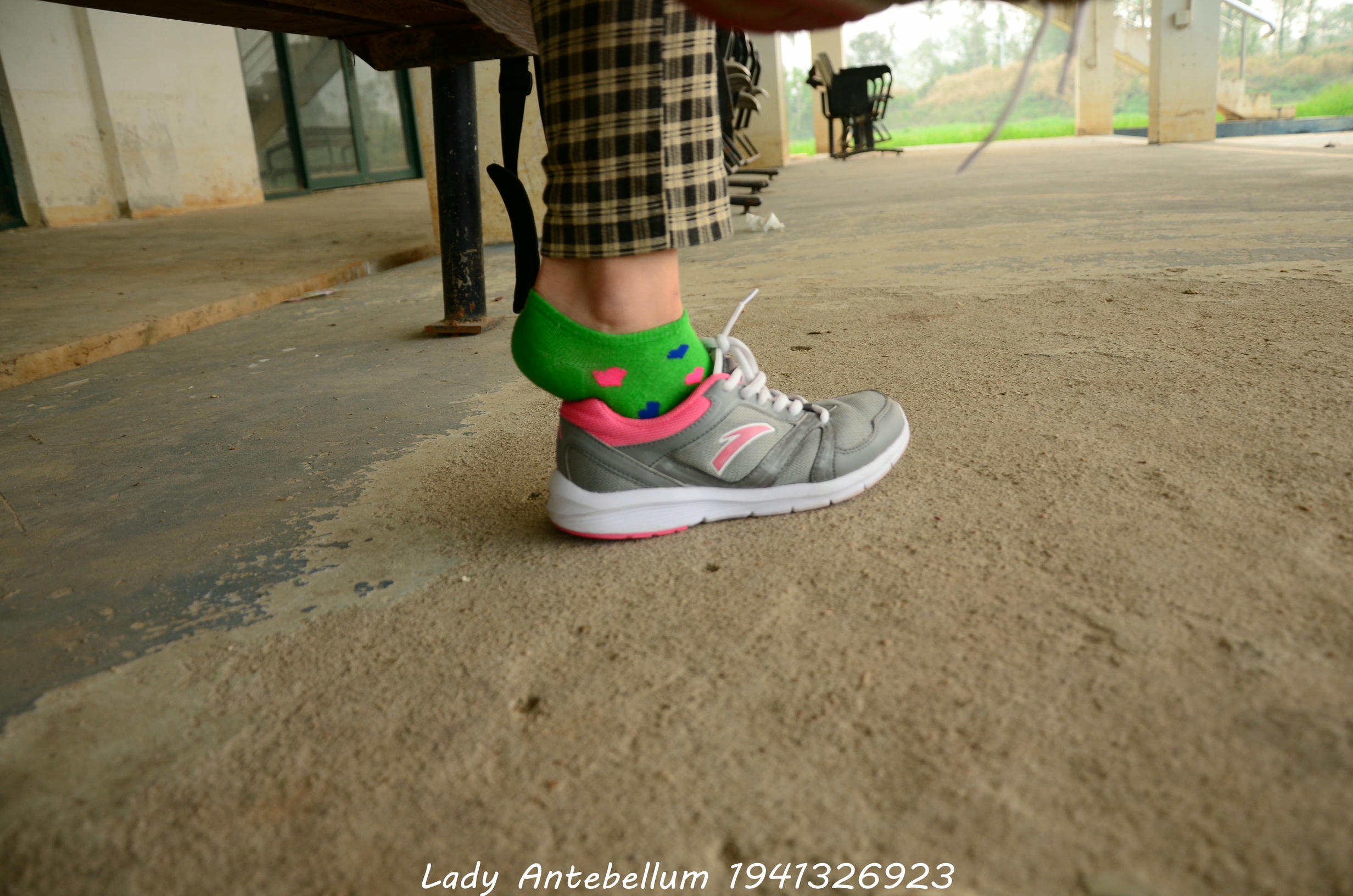 [战前女神] 恋足美腿棉袜女神级摄影套图 030 [117P-257MB]_第6集