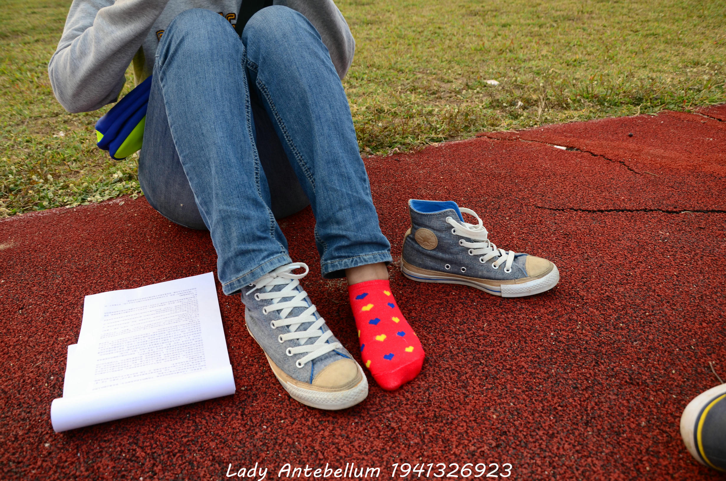 [战前女神] 恋足美腿棉袜女神级摄影套图 030 [117P-257MB]_第2集