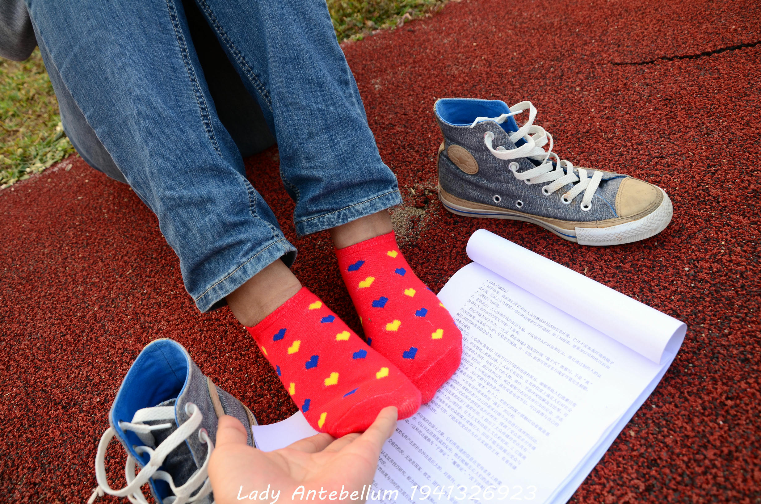 [战前女神] 恋足美腿棉袜女神级摄影套图 030 [117P-257MB]_第3集