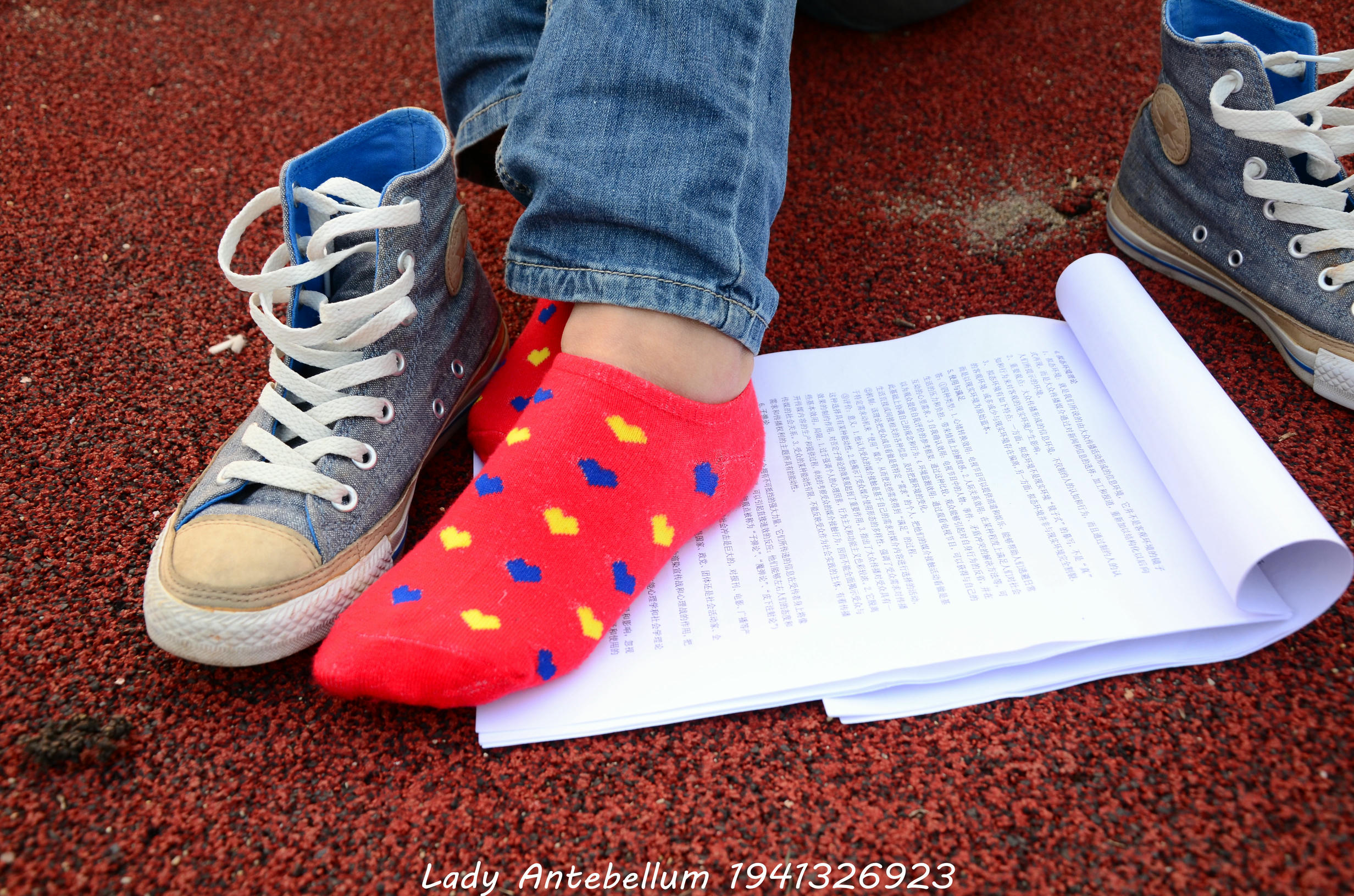 [战前女神] 恋足美腿棉袜女神级摄影套图 030 [117P-257MB]_第3集