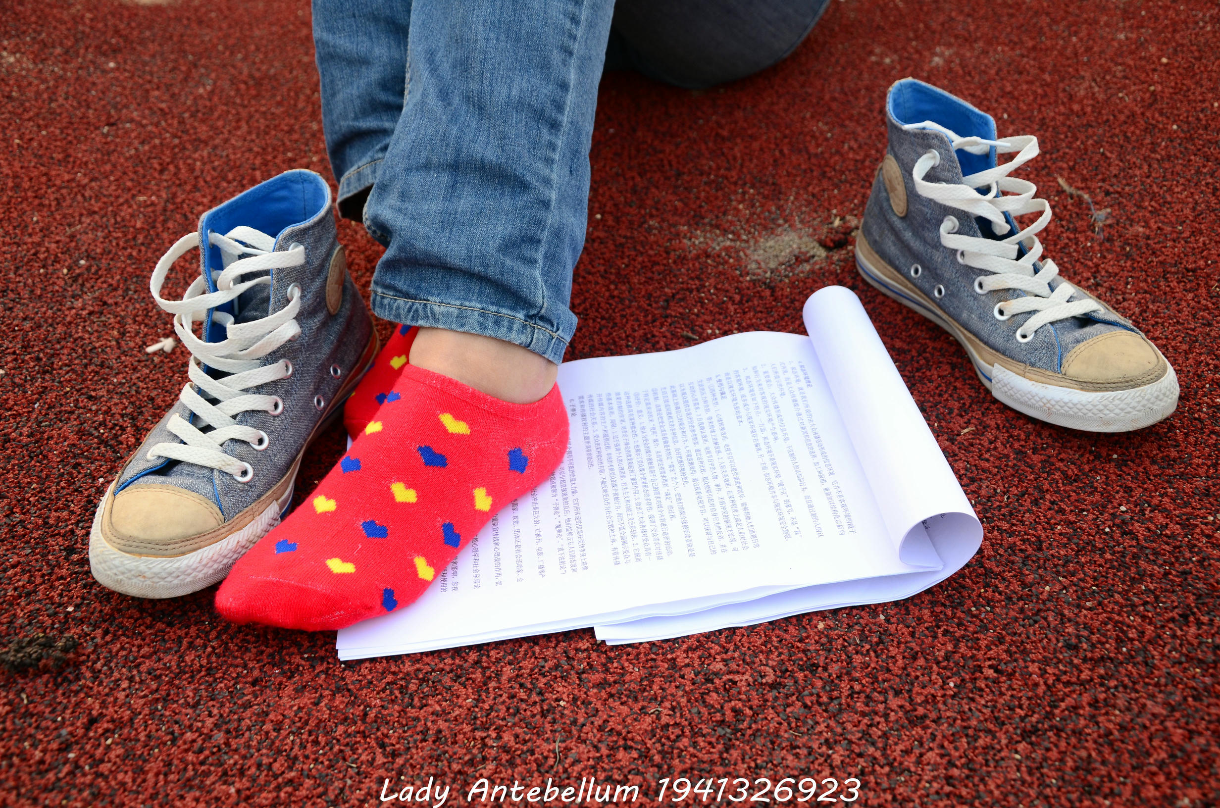 [战前女神] 恋足美腿棉袜女神级摄影套图 030 [117P-257MB]_第3集