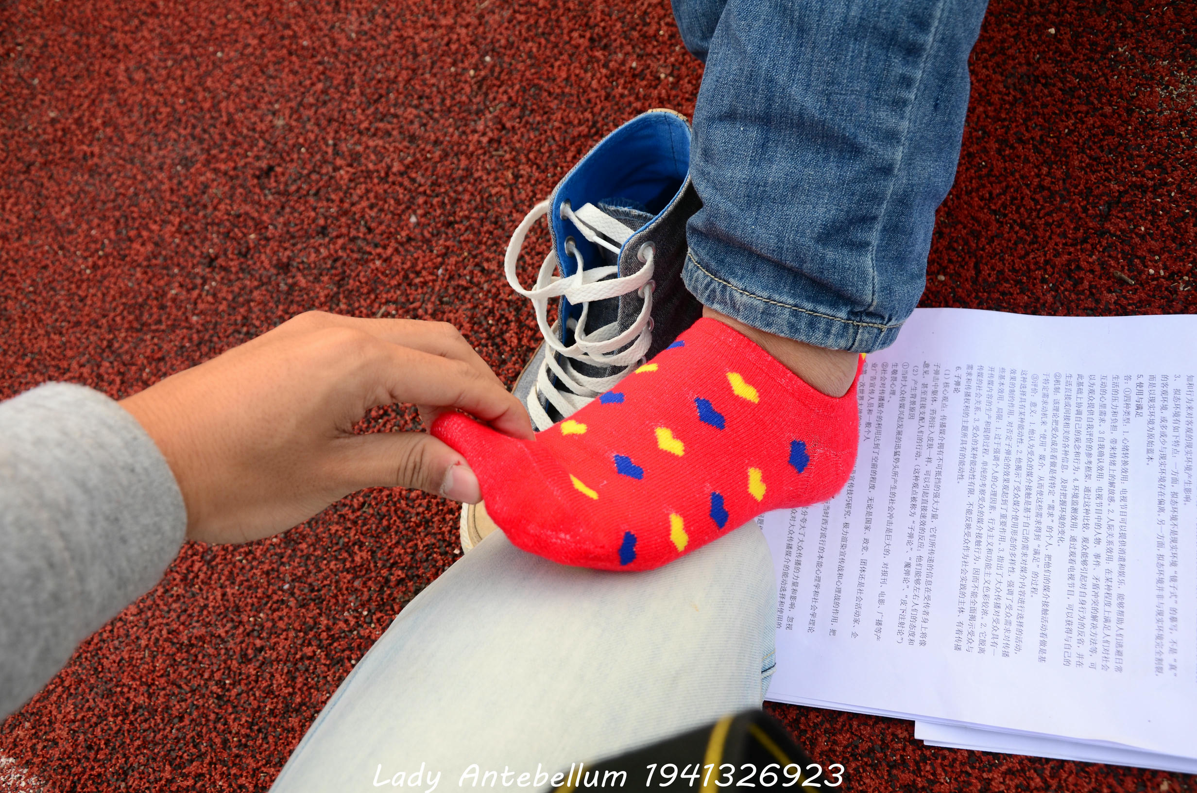 [战前女神] 恋足美腿棉袜女神级摄影套图 030 [117P-257MB]_第4集