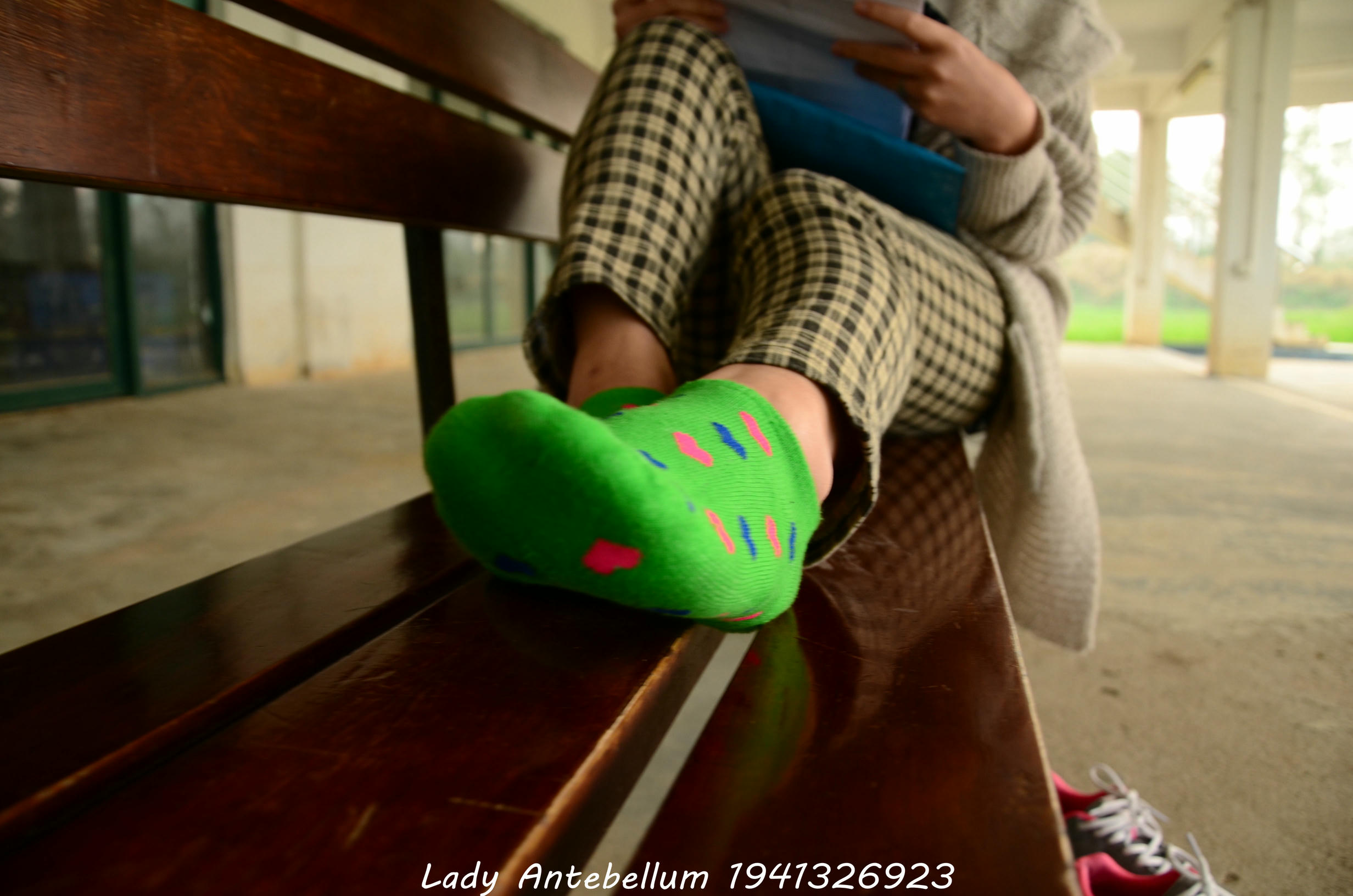 [战前女神] 恋足美腿棉袜女神级摄影套图 030 [117P-257MB]_第5集