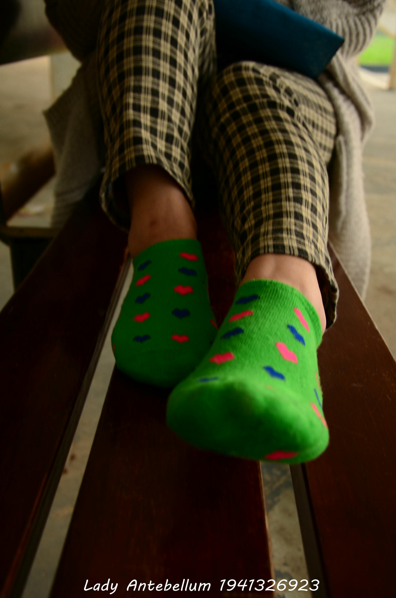 [战前女神] 恋足美腿棉袜女神级摄影套图 030 [117P-257MB]_第5集