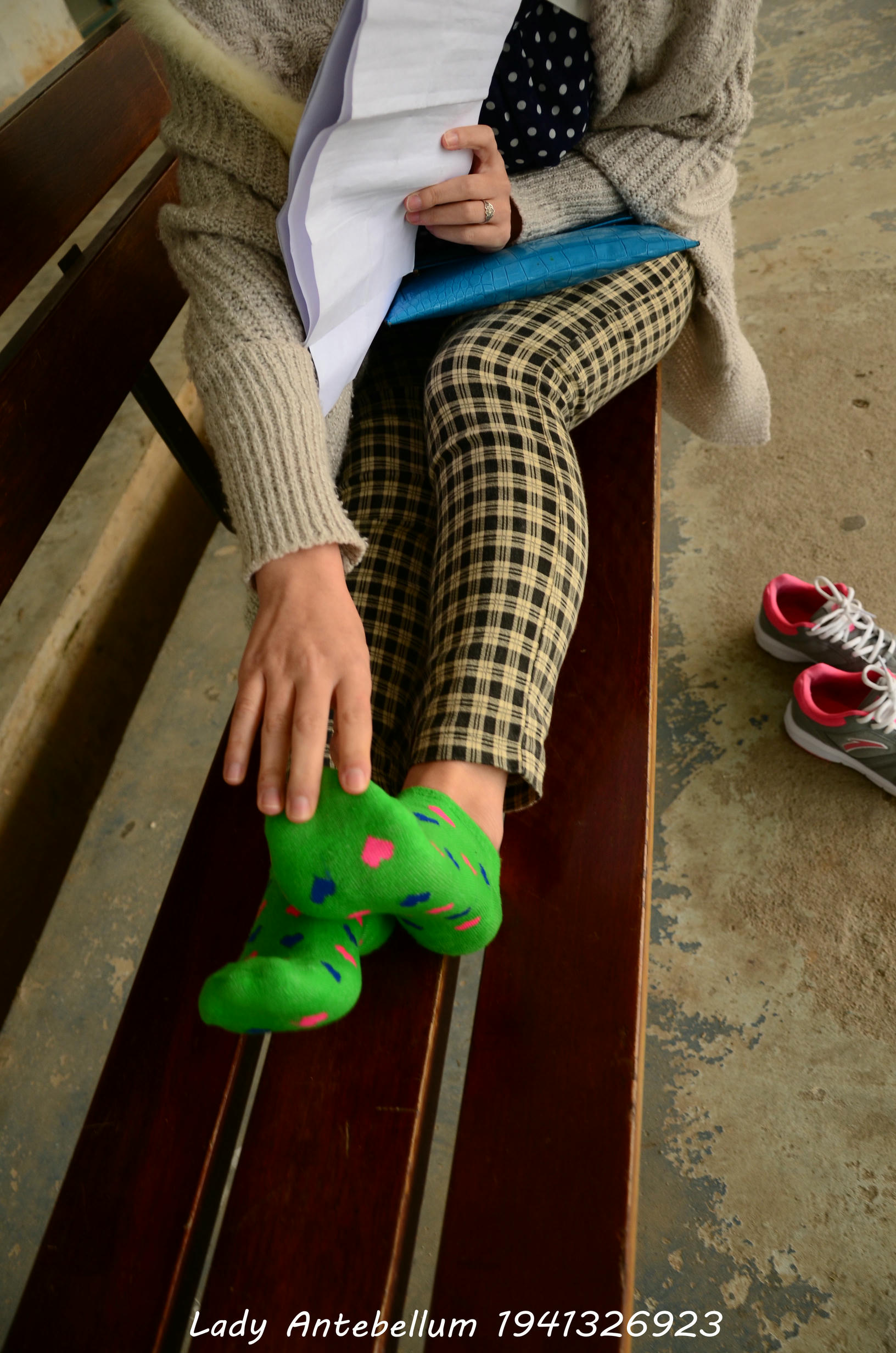 [战前女神] 恋足美腿棉袜女神级摄影套图 030 [117P-257MB]_第5集