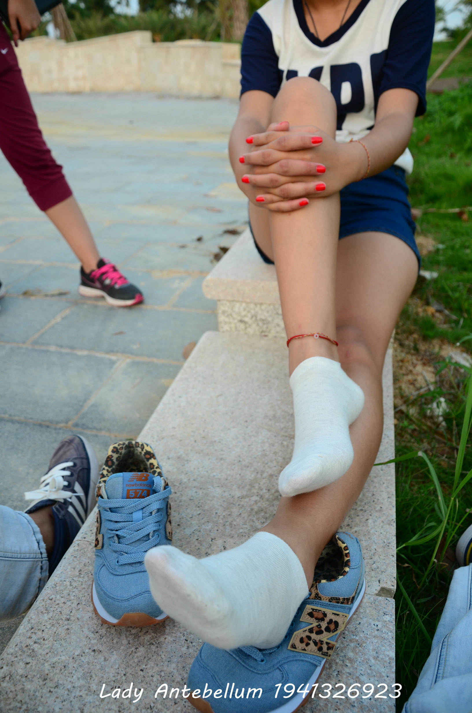 [战前女神] 恋足美腿棉袜女神级摄影套图 032 [119P-220MB]_第5集