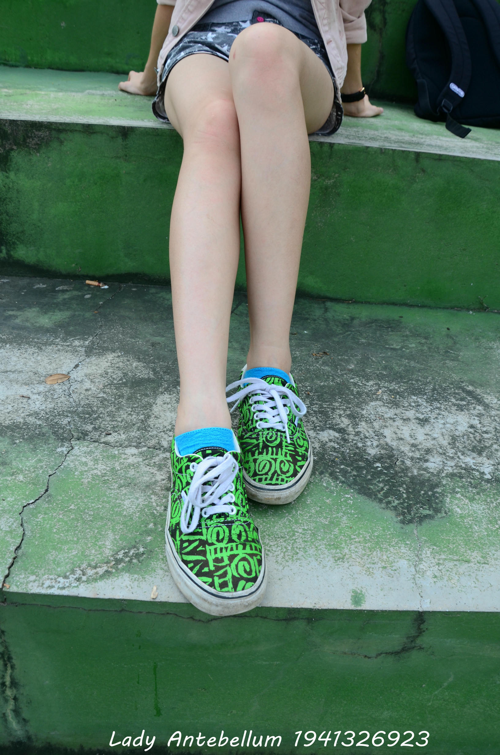 [战前女神] 恋足美腿棉袜女神级摄影套图 033 [125P-242MB]_第1集