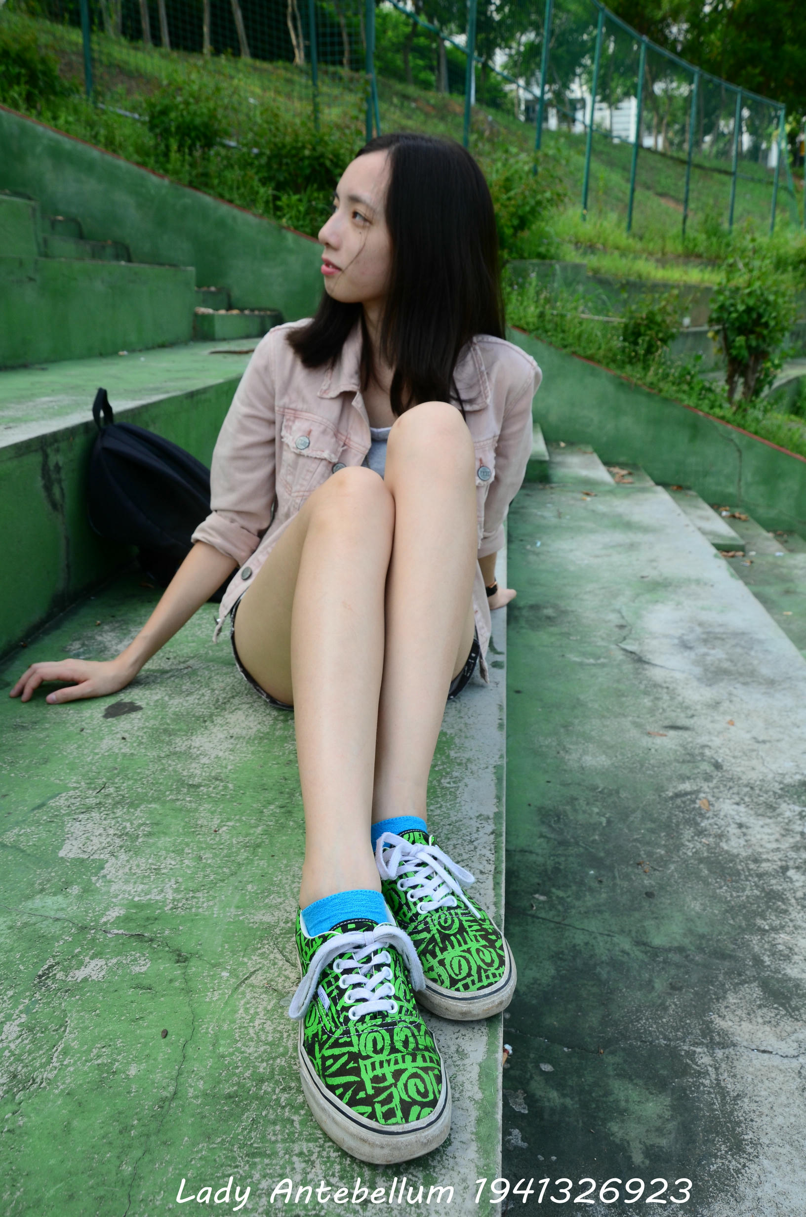 [战前女神] 恋足美腿棉袜女神级摄影套图 033 [125P-242MB]_第2集