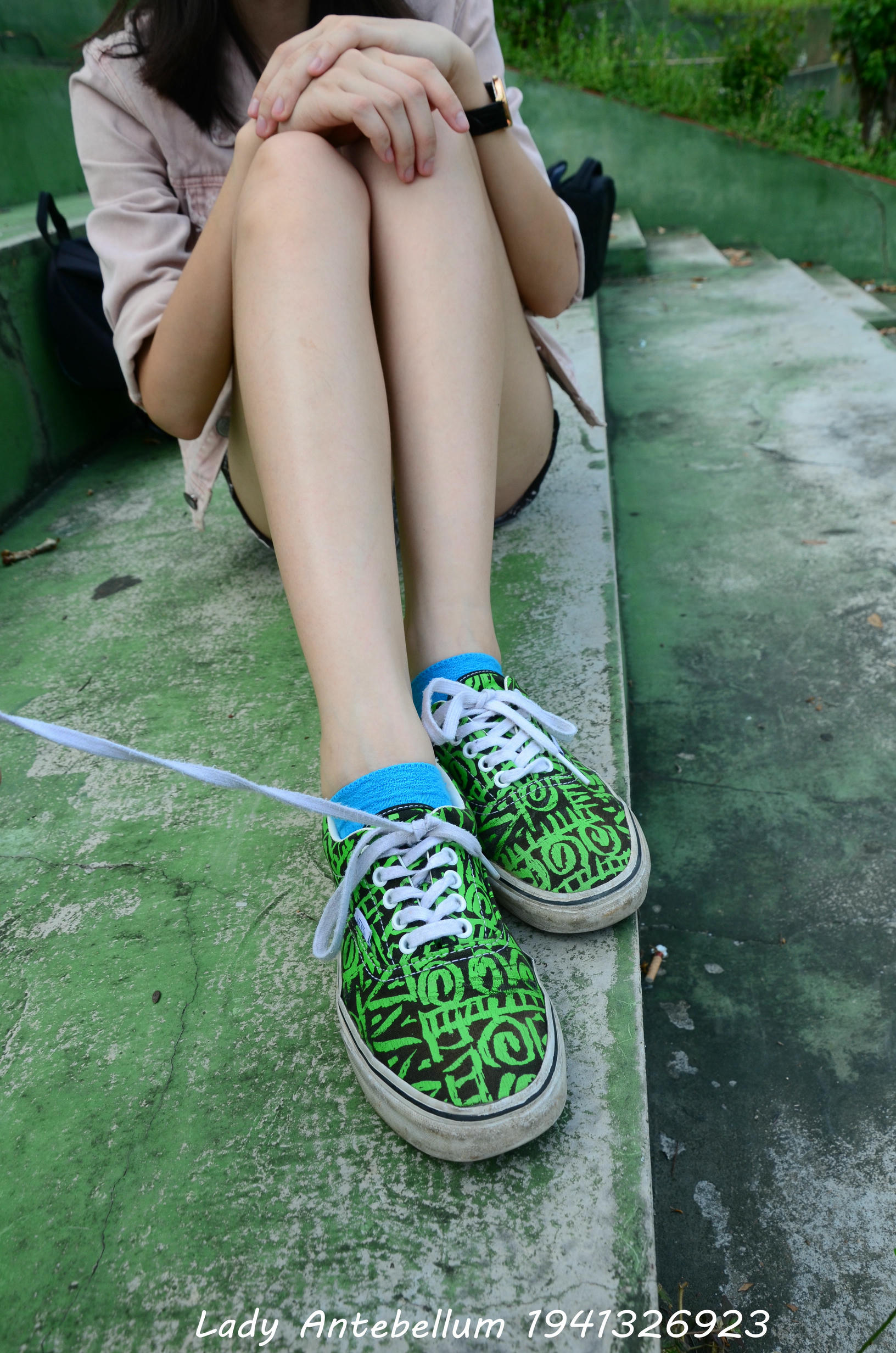 [战前女神] 恋足美腿棉袜女神级摄影套图 033 [125P-242MB]_第2集