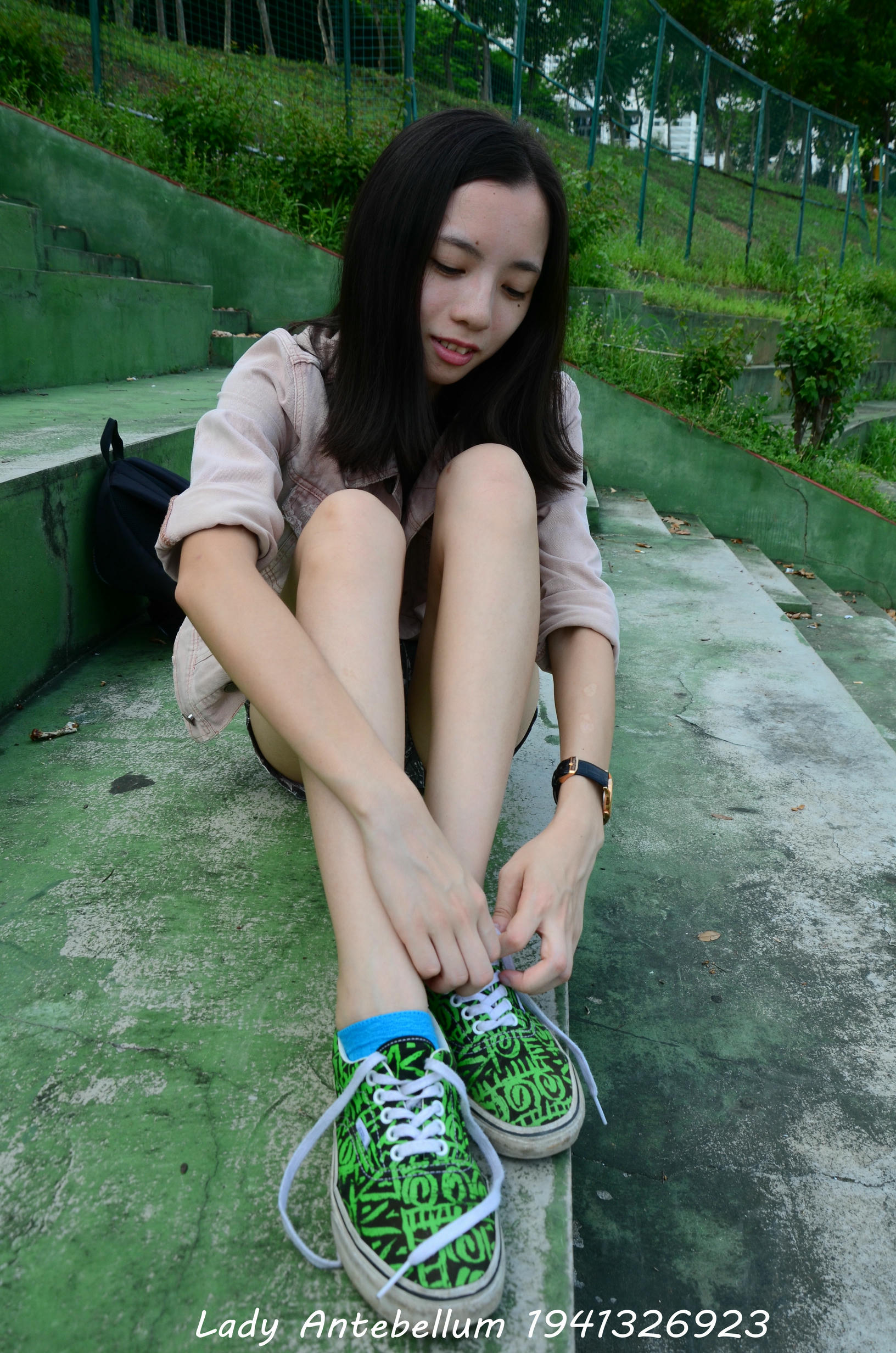 [战前女神] 恋足美腿棉袜女神级摄影套图 033 [125P-242MB]_第2集