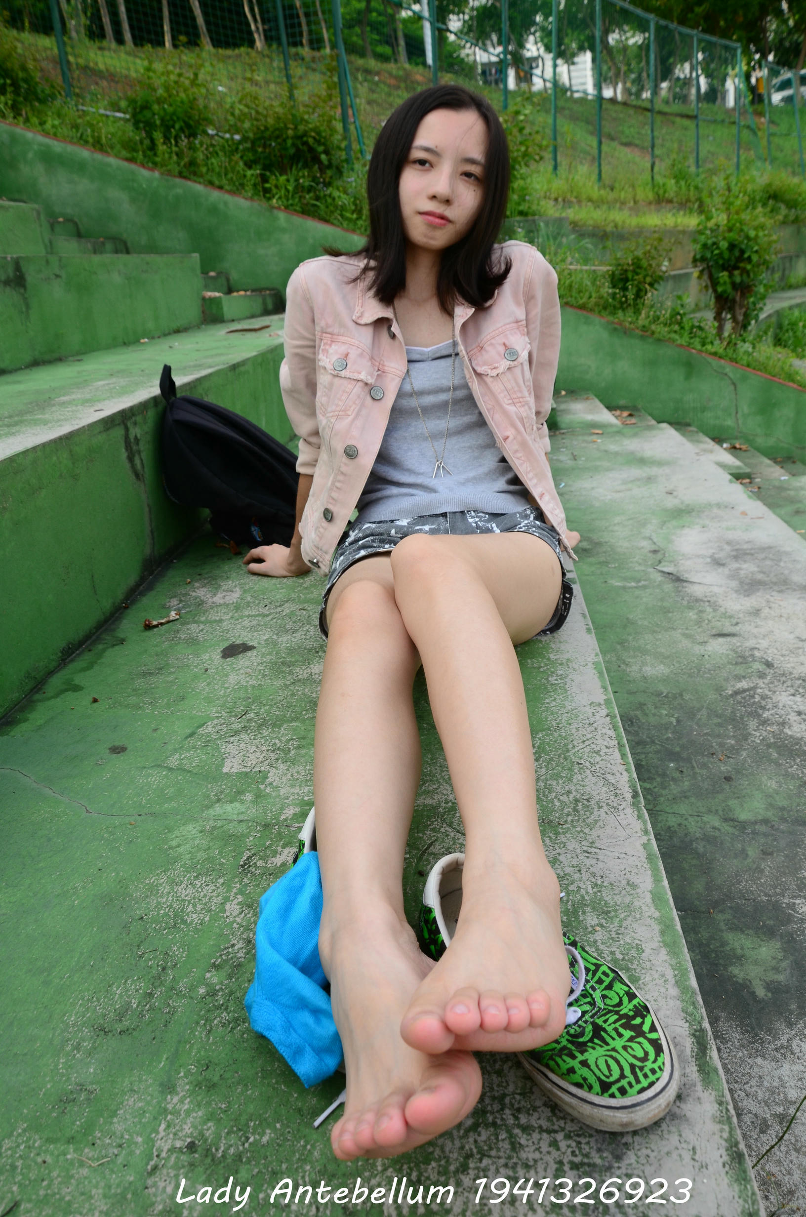 [战前女神] 恋足美腿棉袜女神级摄影套图 033 [125P-242MB]_第5集